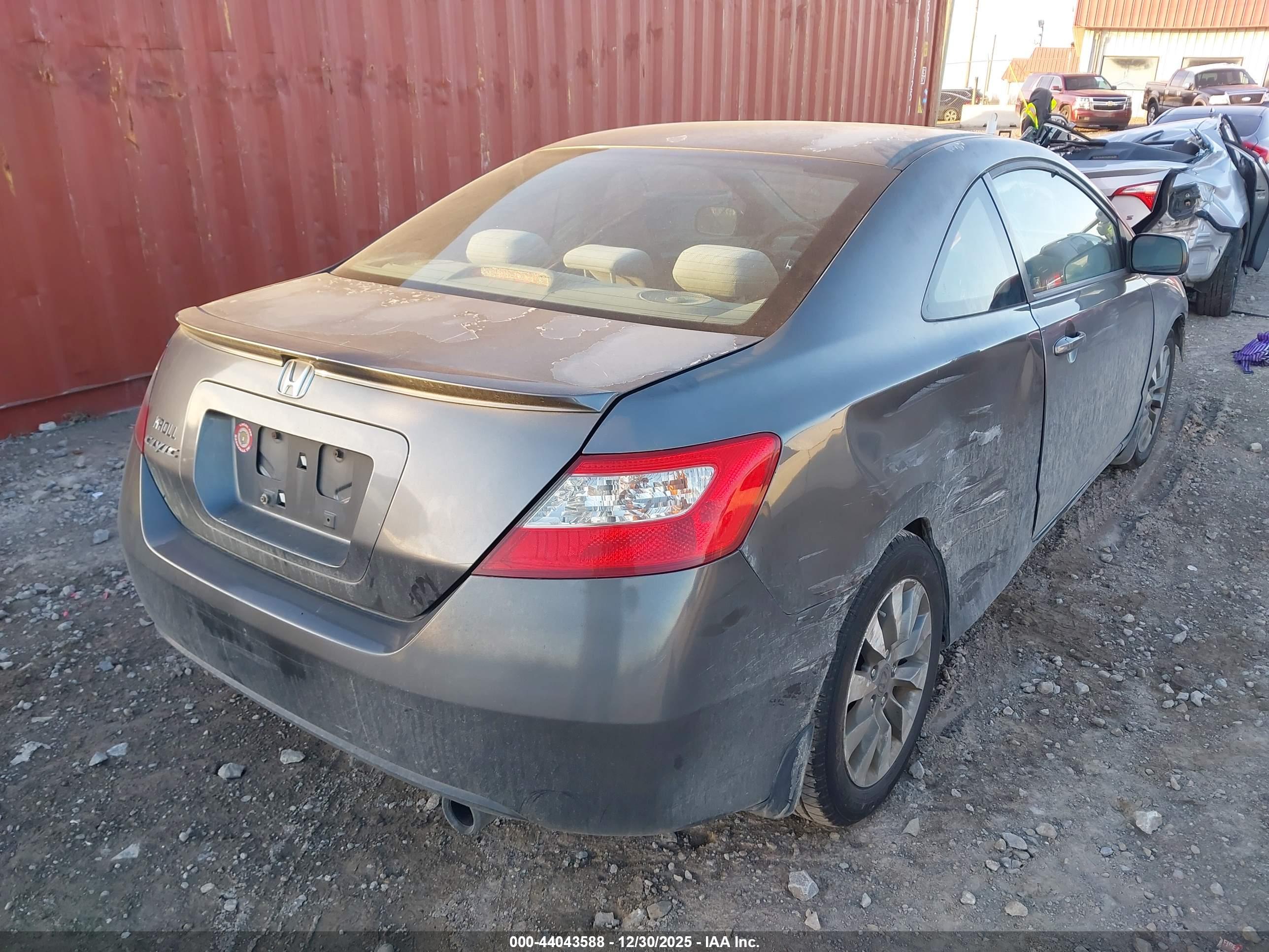 HONDA CIVIC image 4
