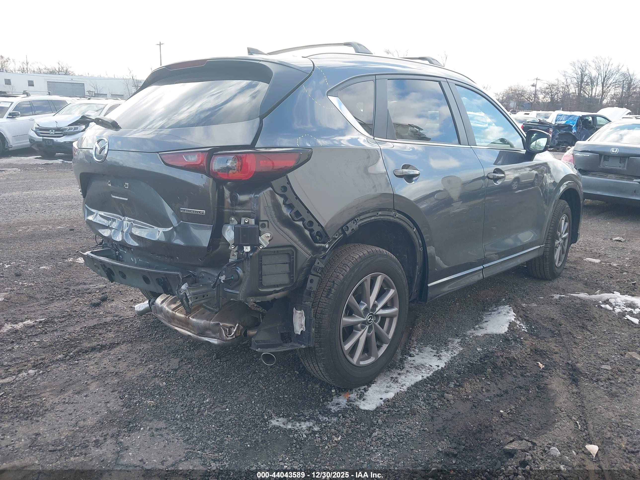 MAZDA CX-5 image 4