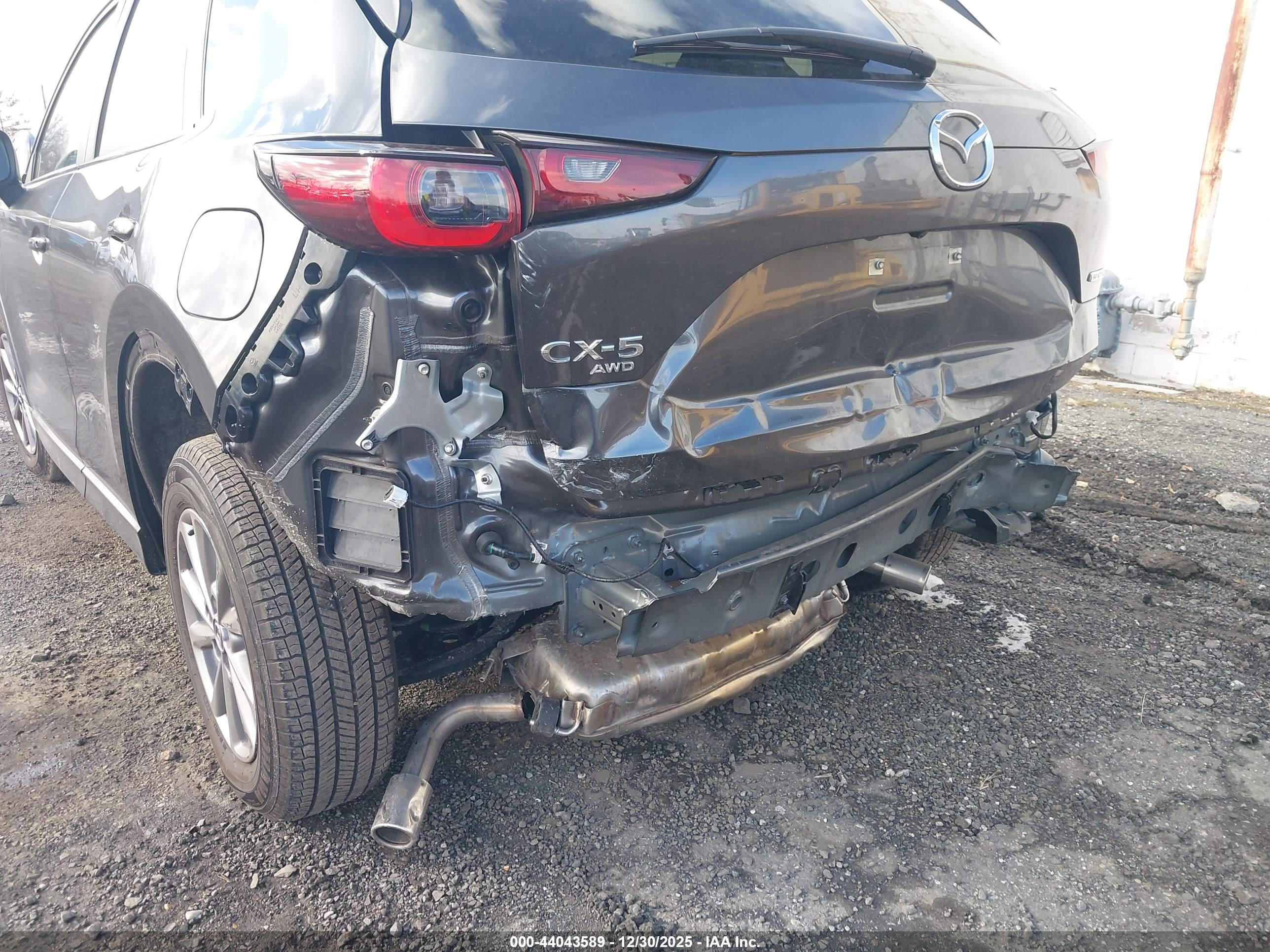 MAZDA CX-5 image 6