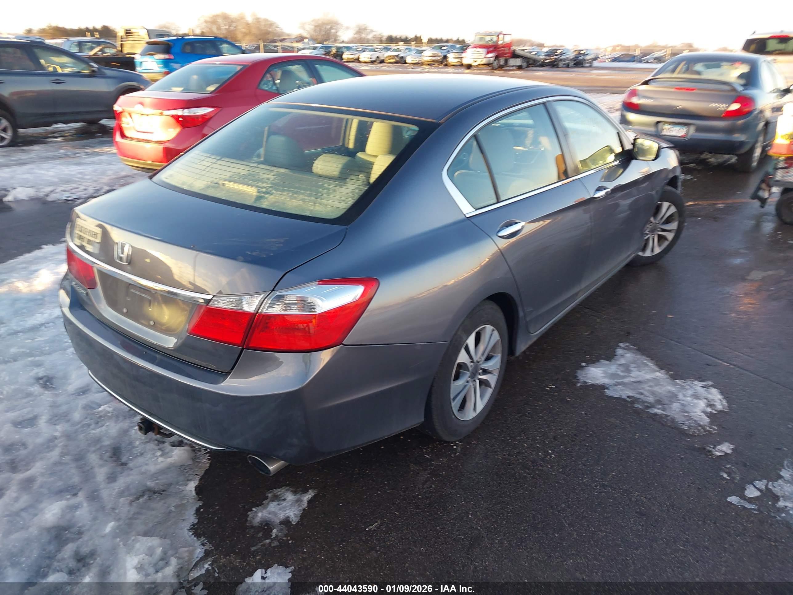 HONDA ACCORD image 4