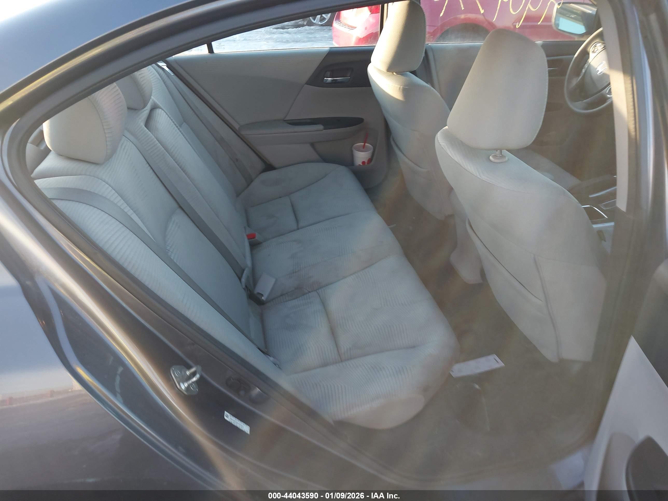 HONDA ACCORD image 8