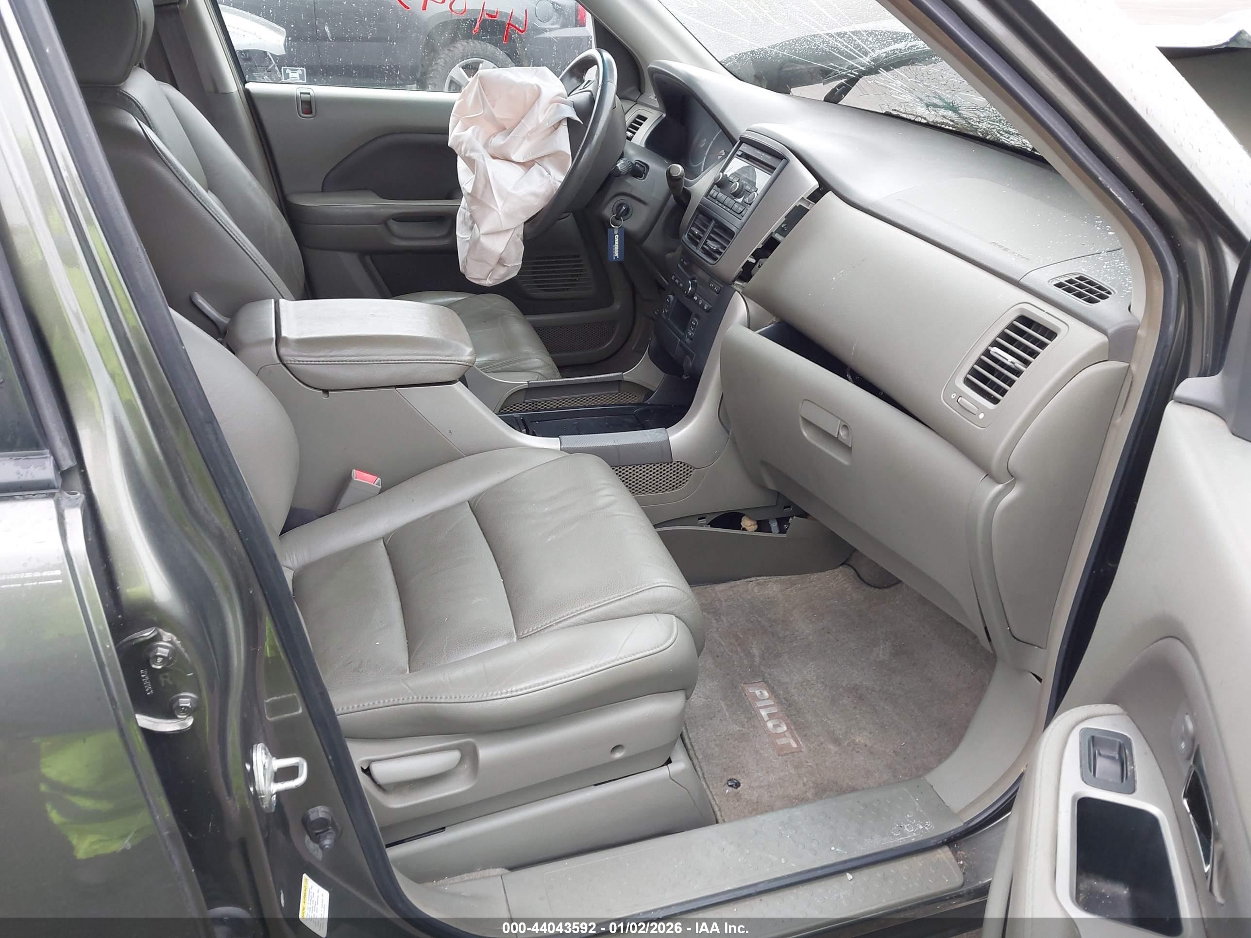 HONDA PILOT image 5