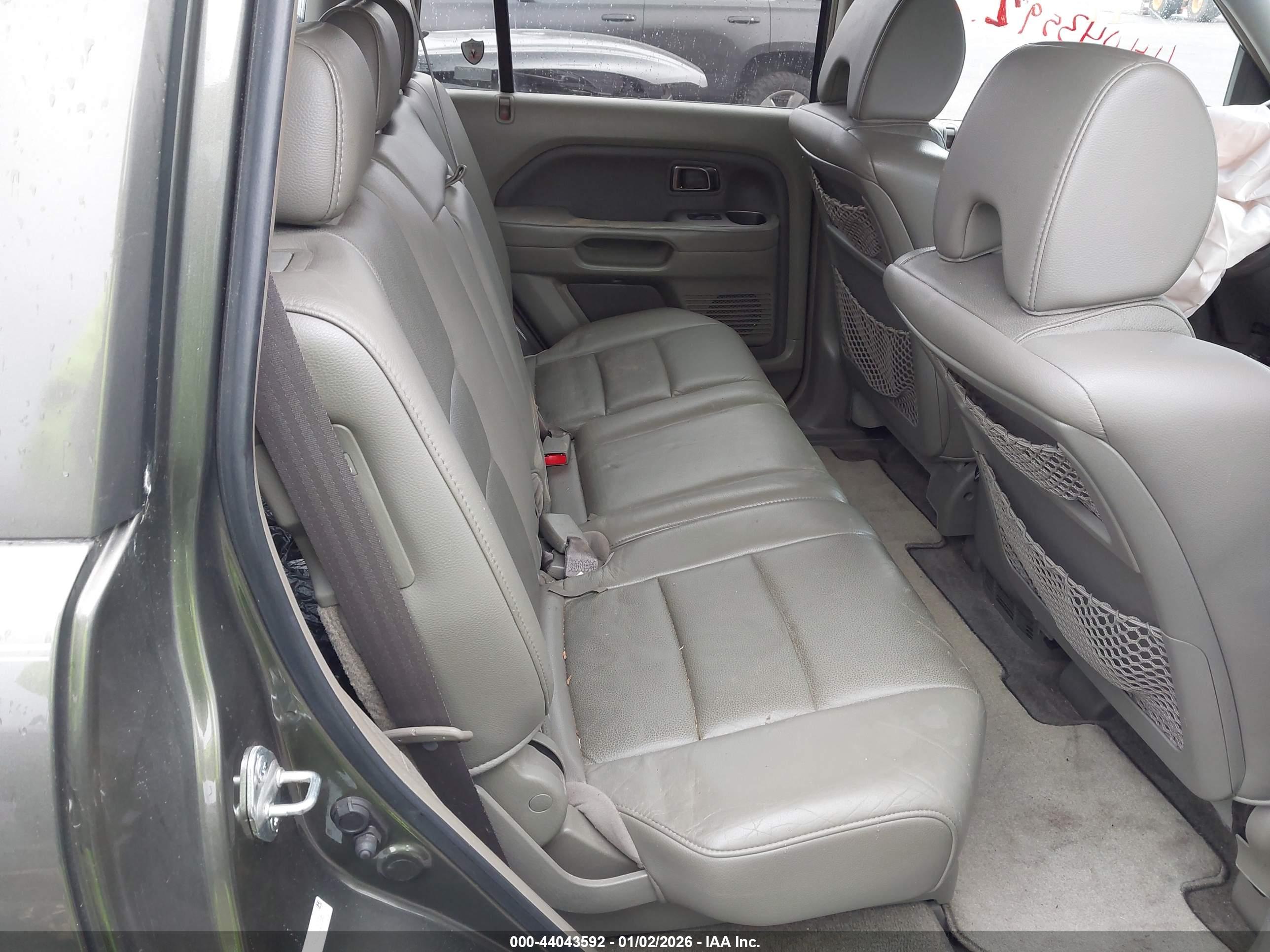 HONDA PILOT image 8