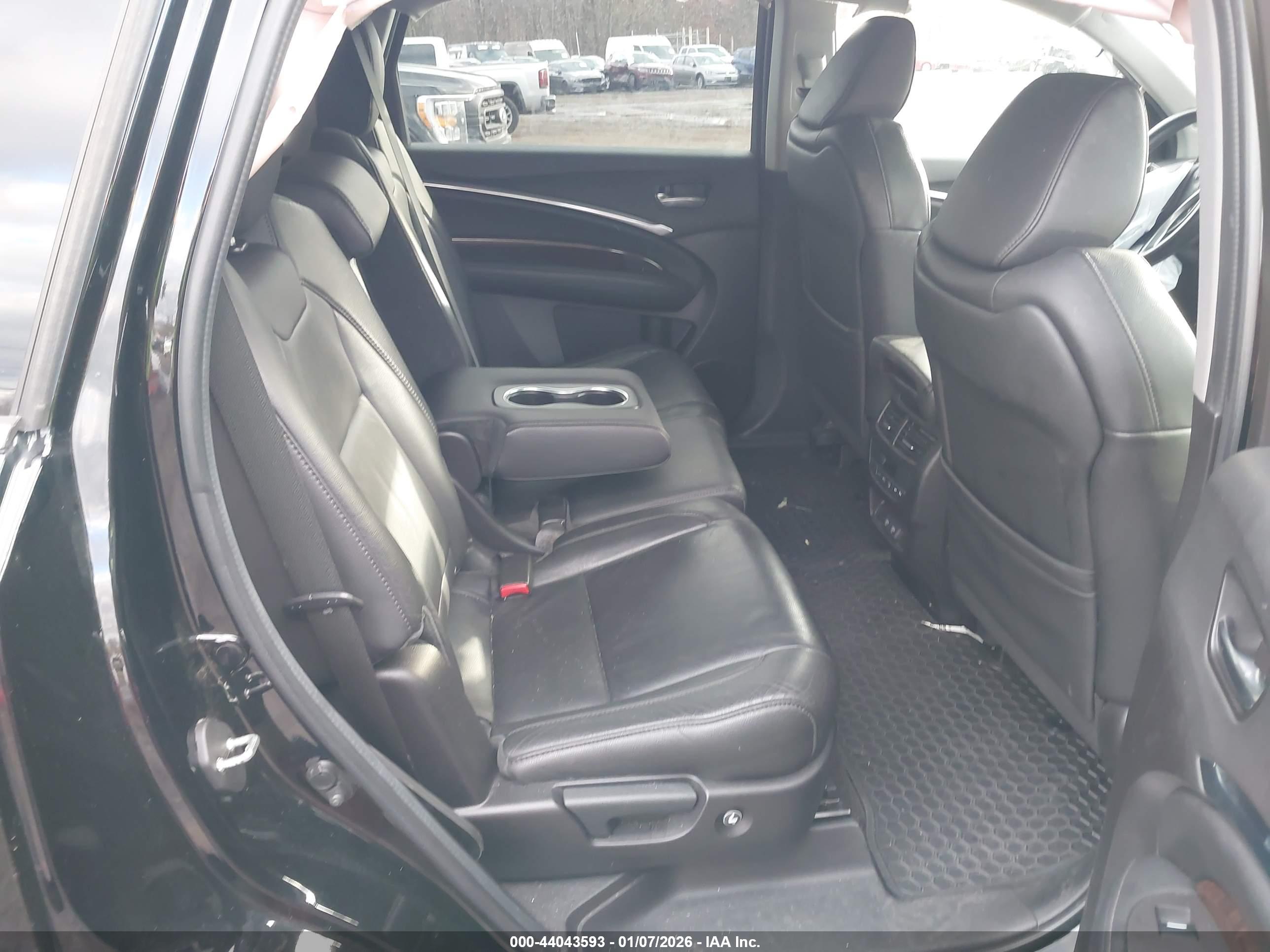 ACURA MDX image 8