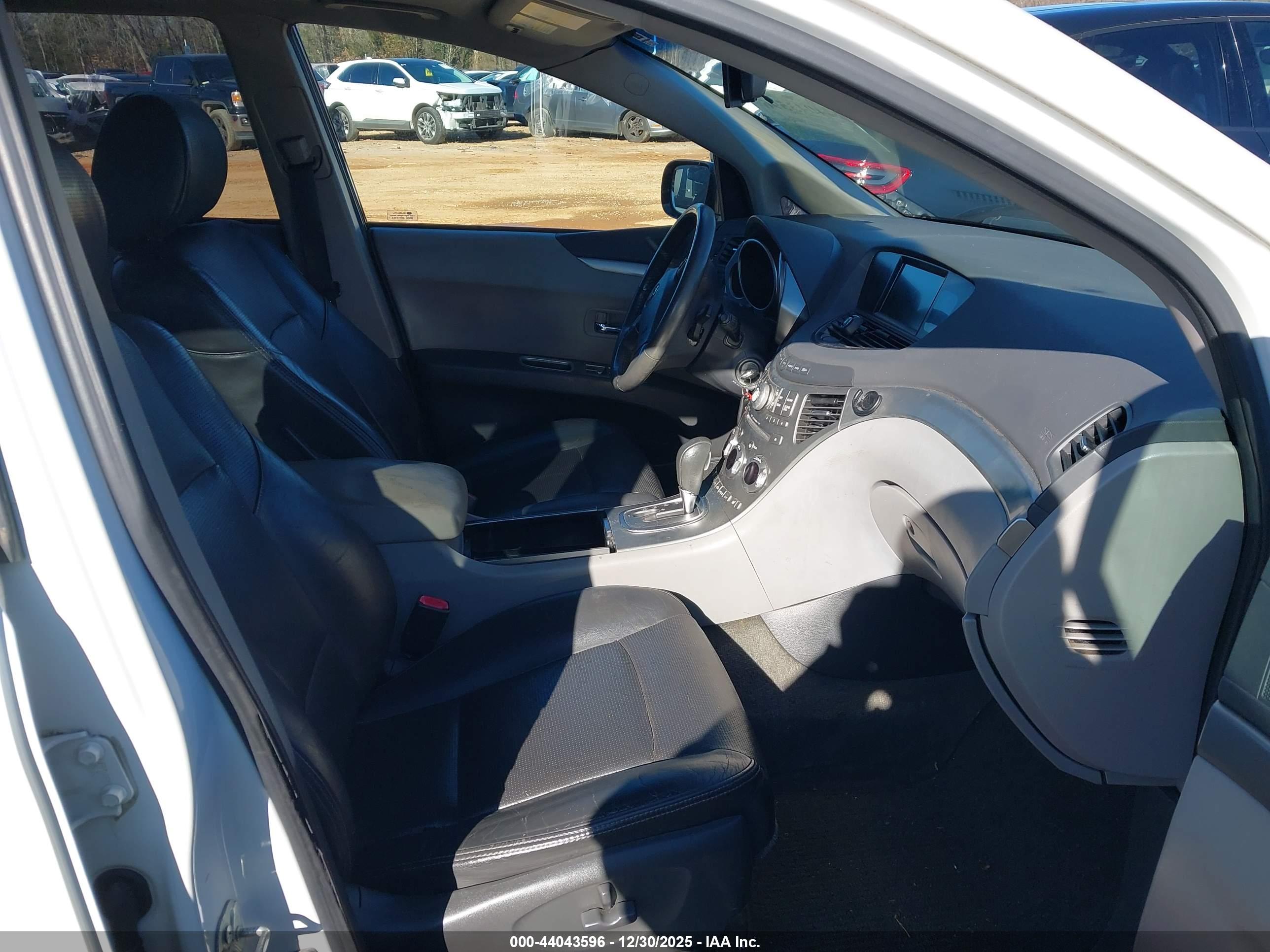 SUBARU B9 image 5