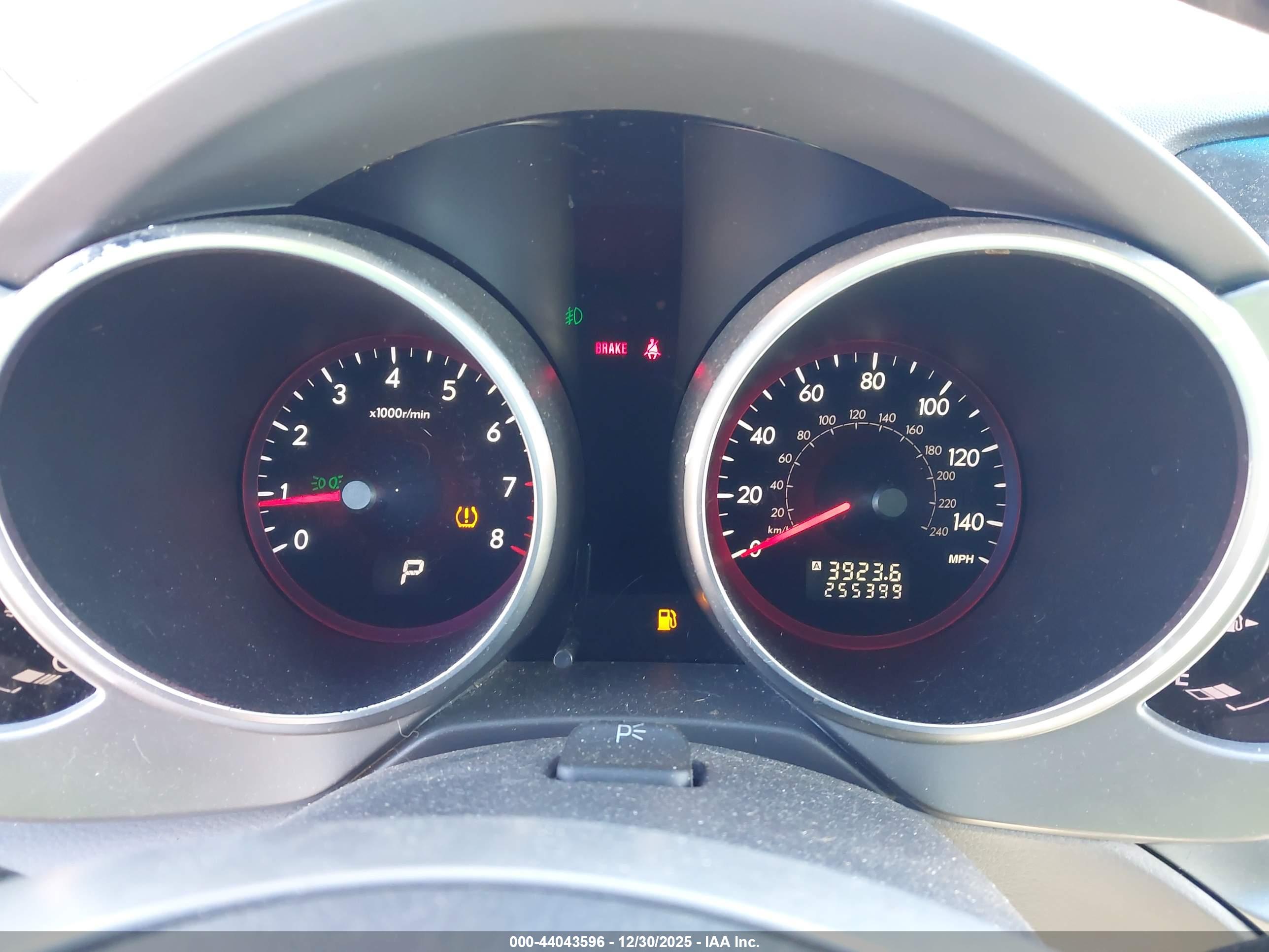 SUBARU B9 image 7
