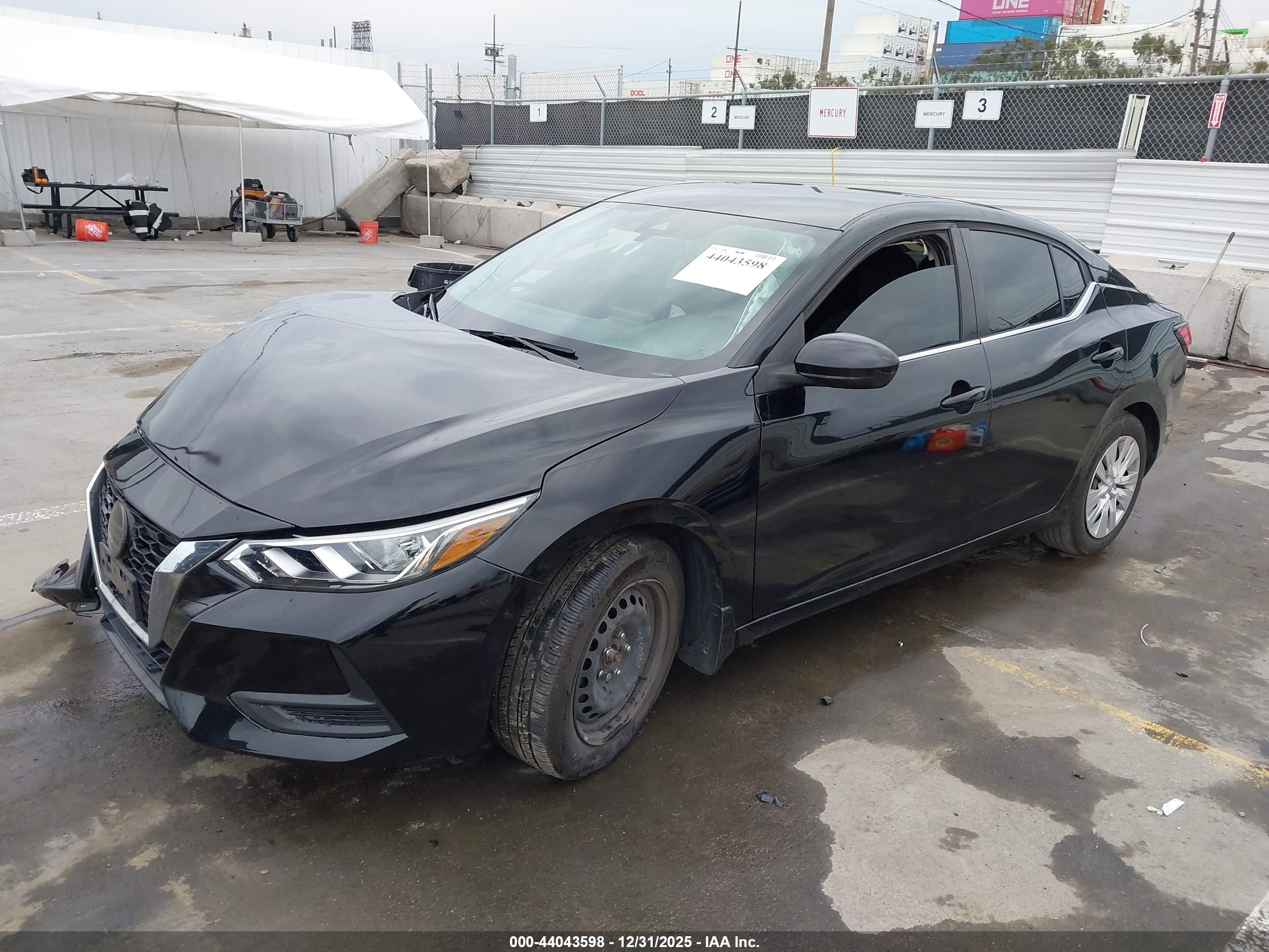 NISSAN SENTRA image 2
