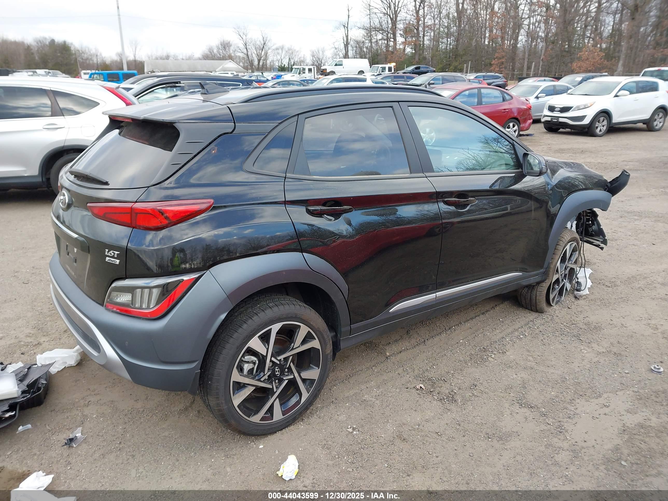 HYUNDAI KONA image 4