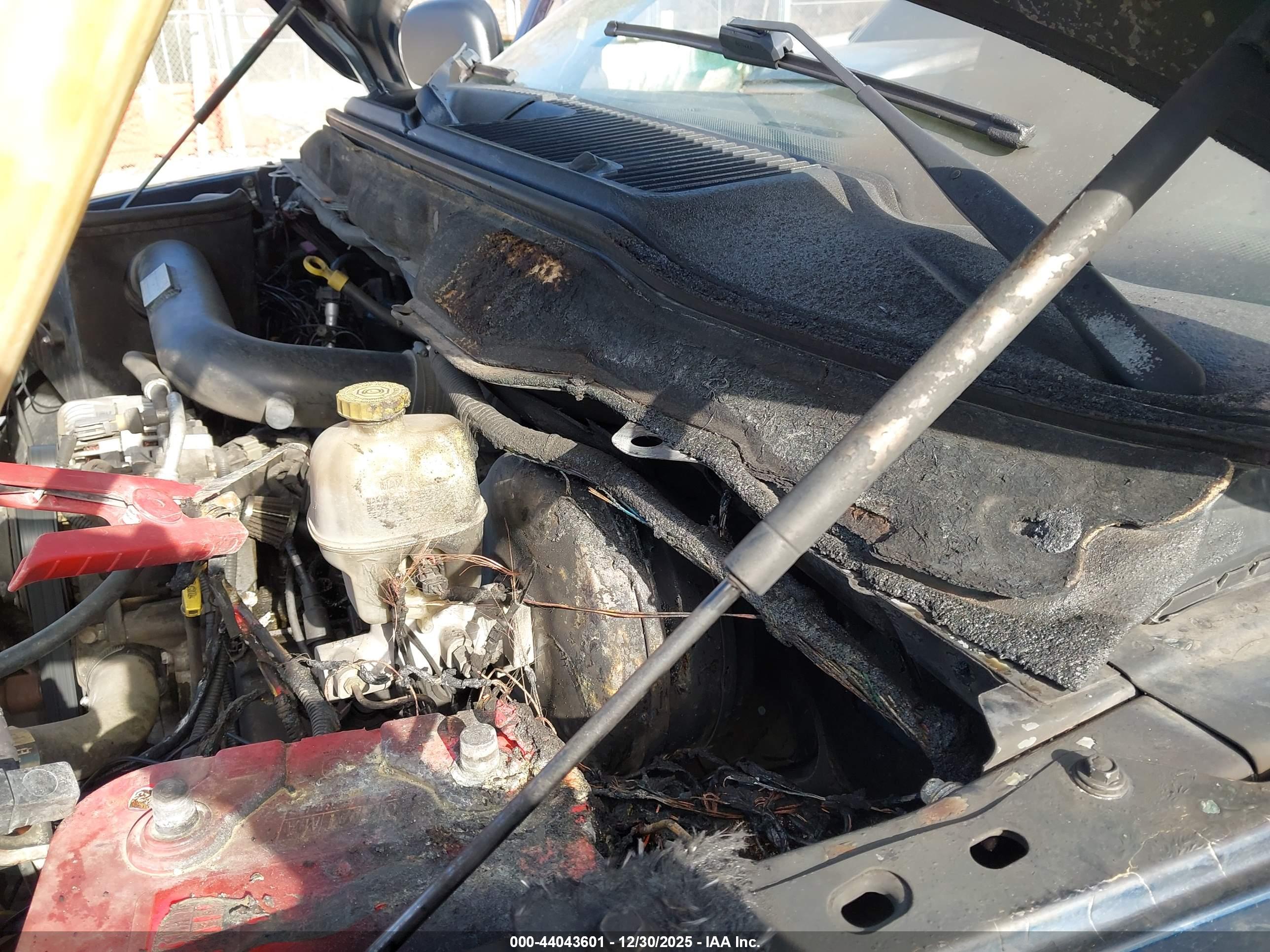 DODGE RAM image 6