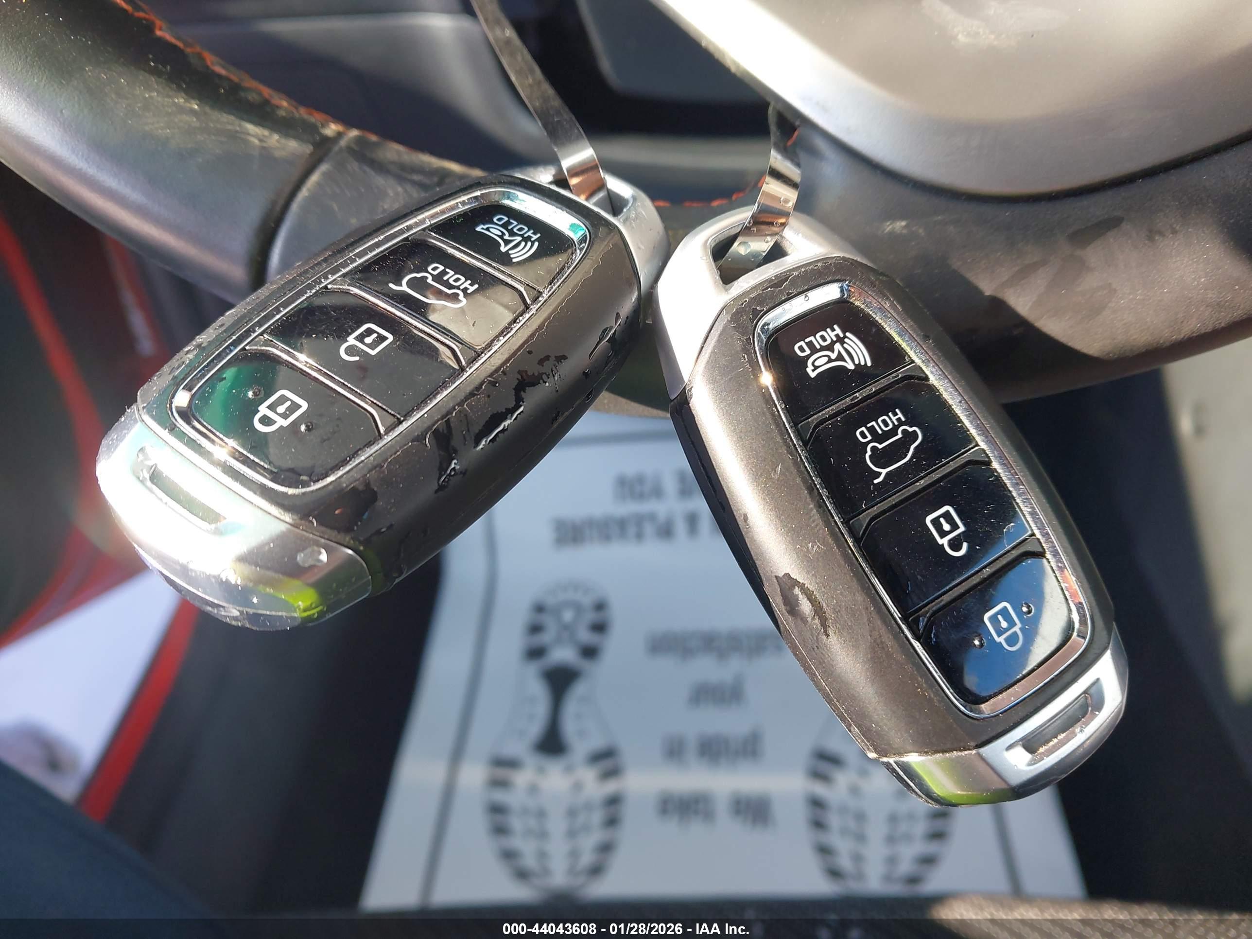 HYUNDAI KONA image 11