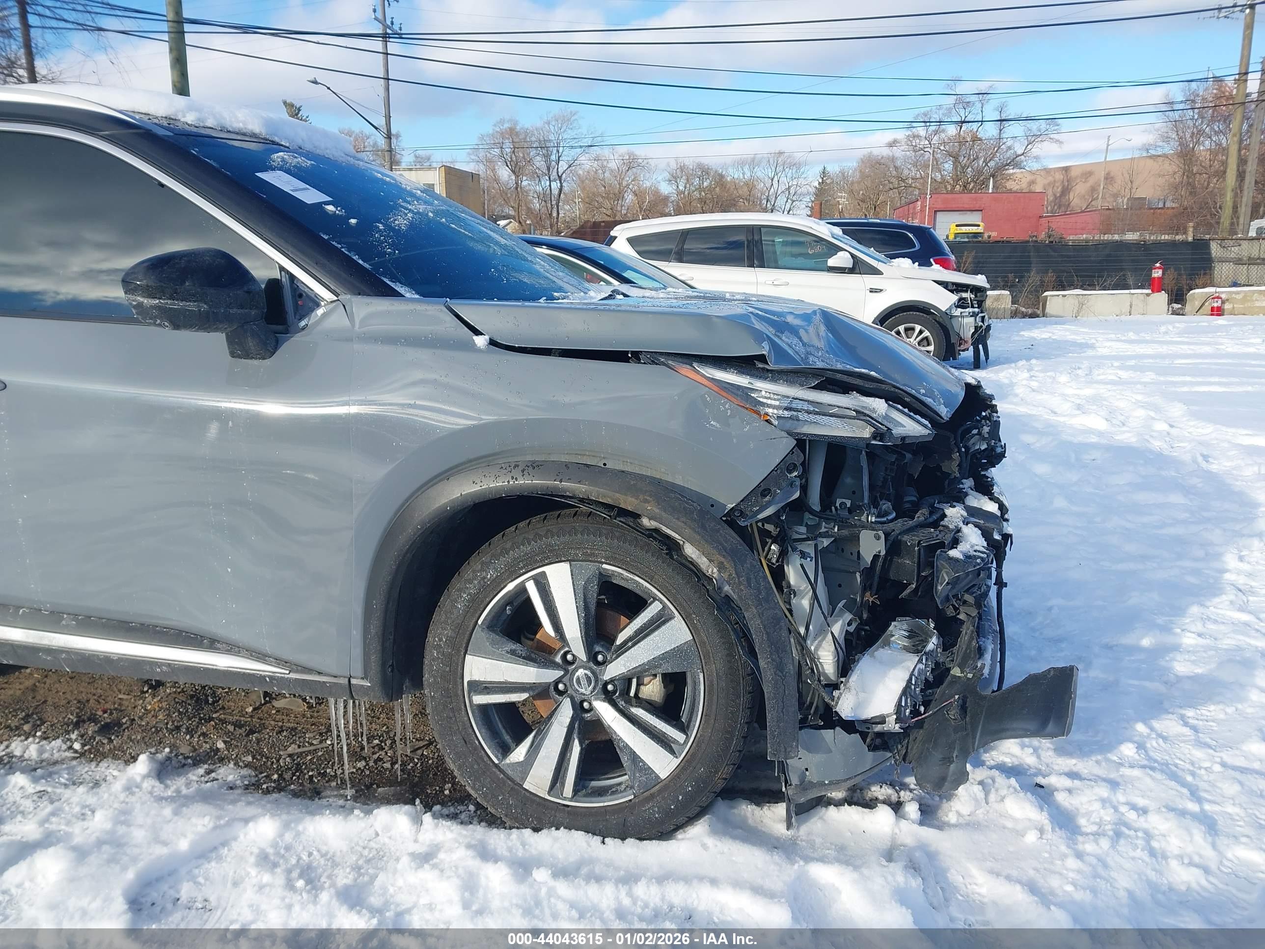 NISSAN ROGUE image 6