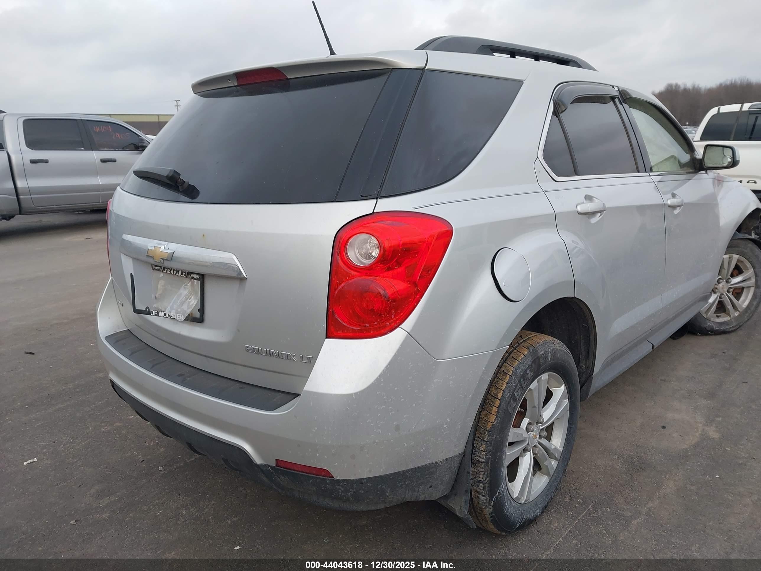 CHEVROLET EQUINOX image 4
