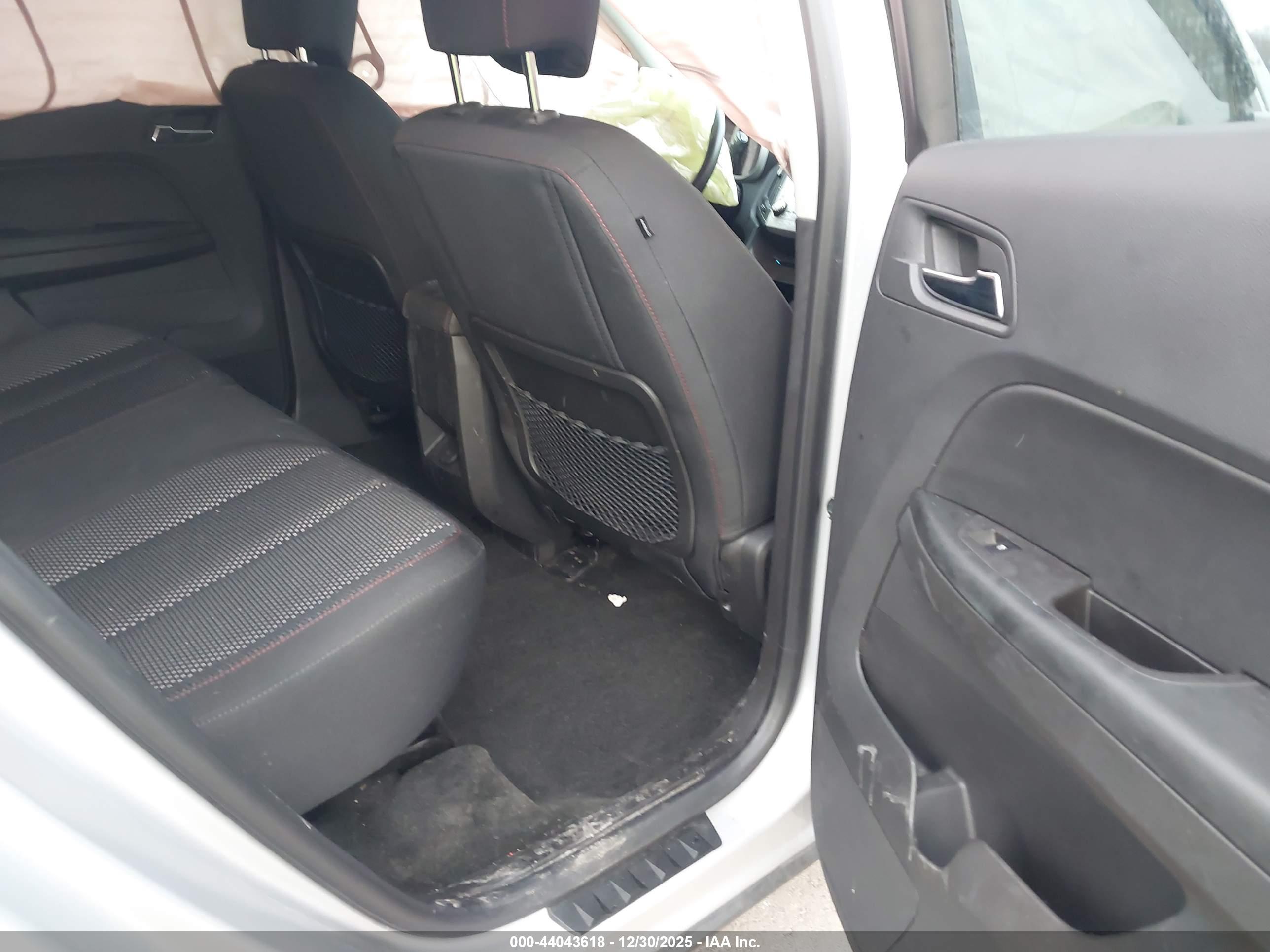 CHEVROLET EQUINOX image 8