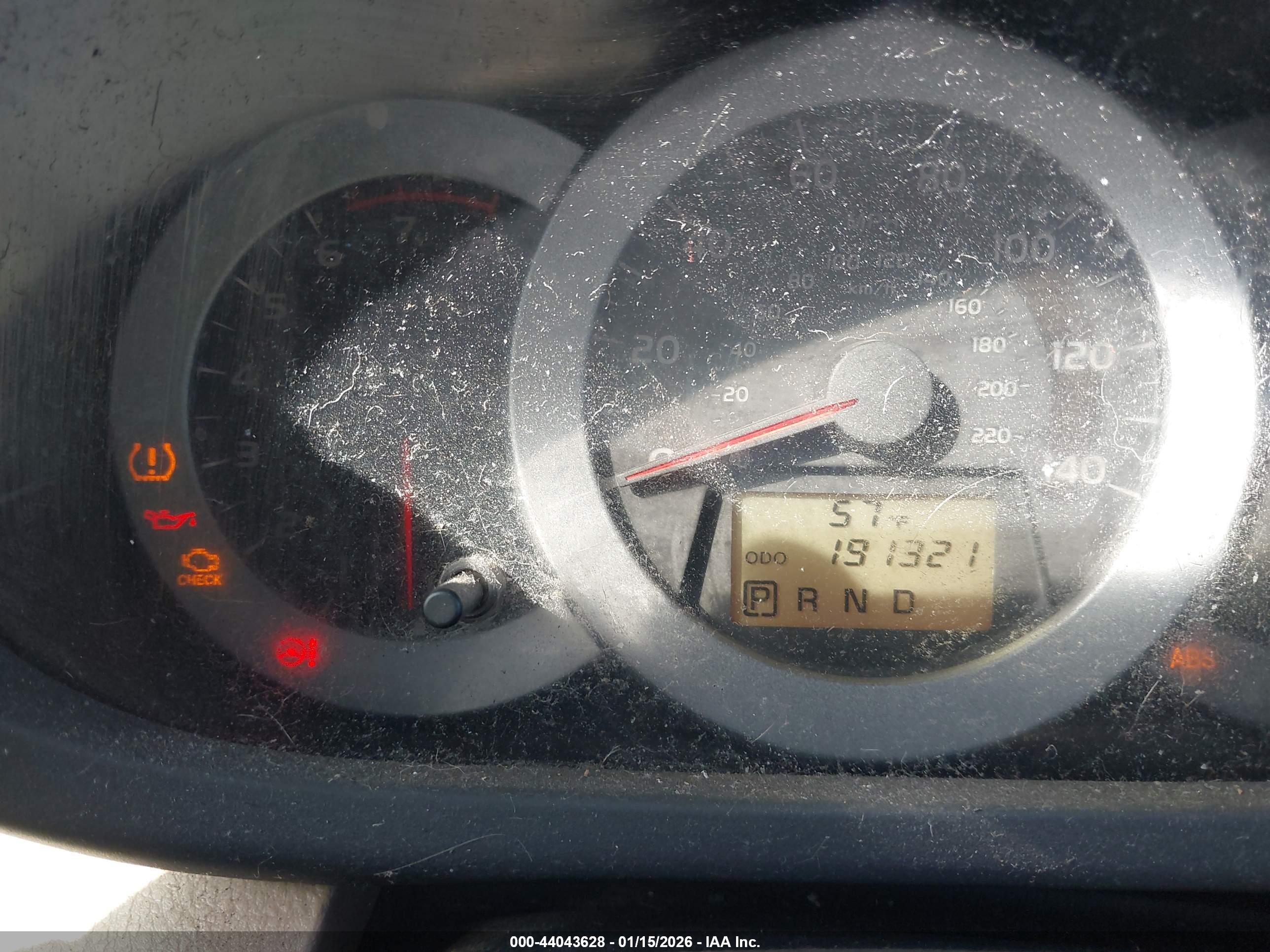 TOYOTA RAV4 image 7