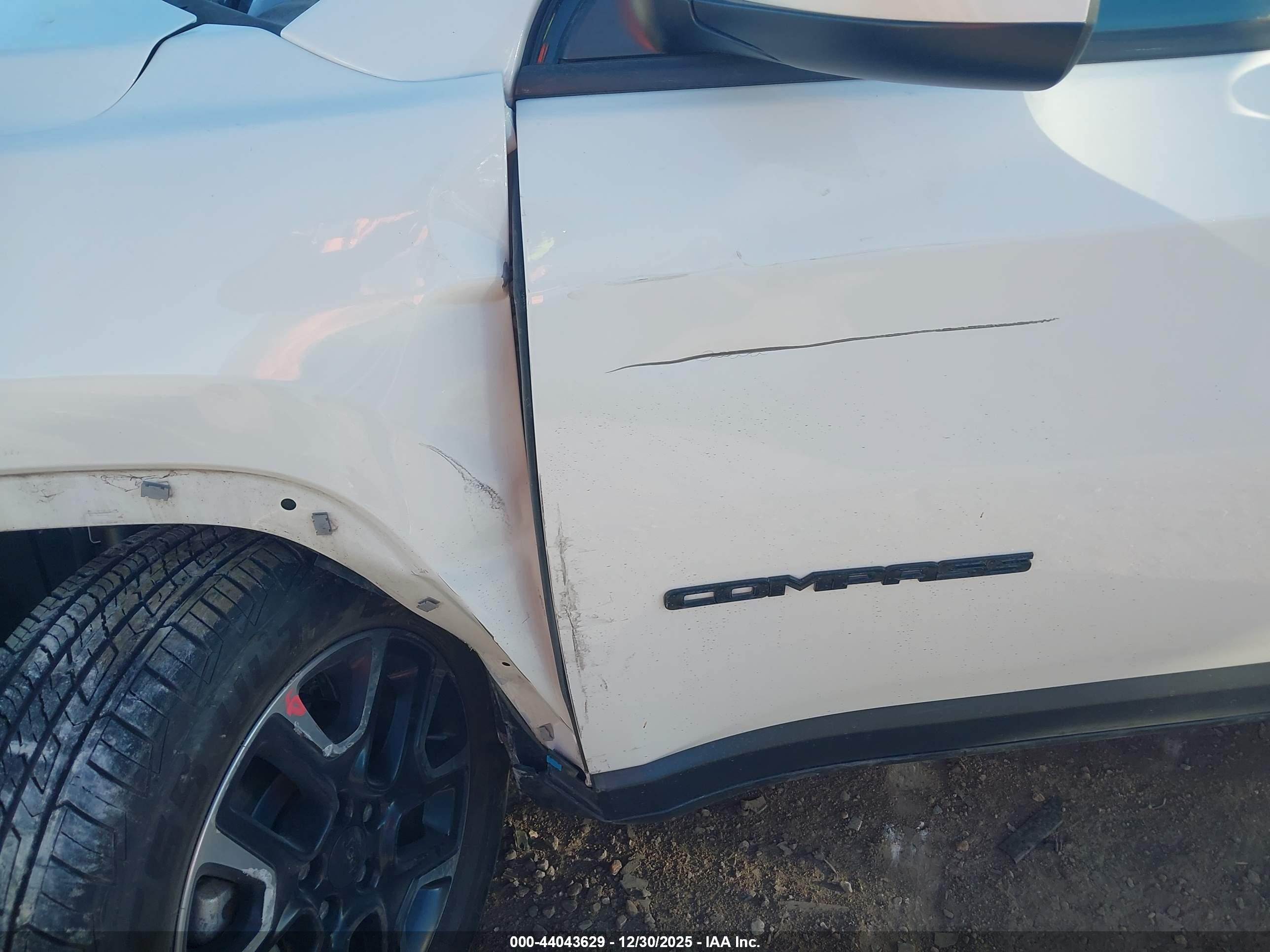 JEEP COMPASS image 6