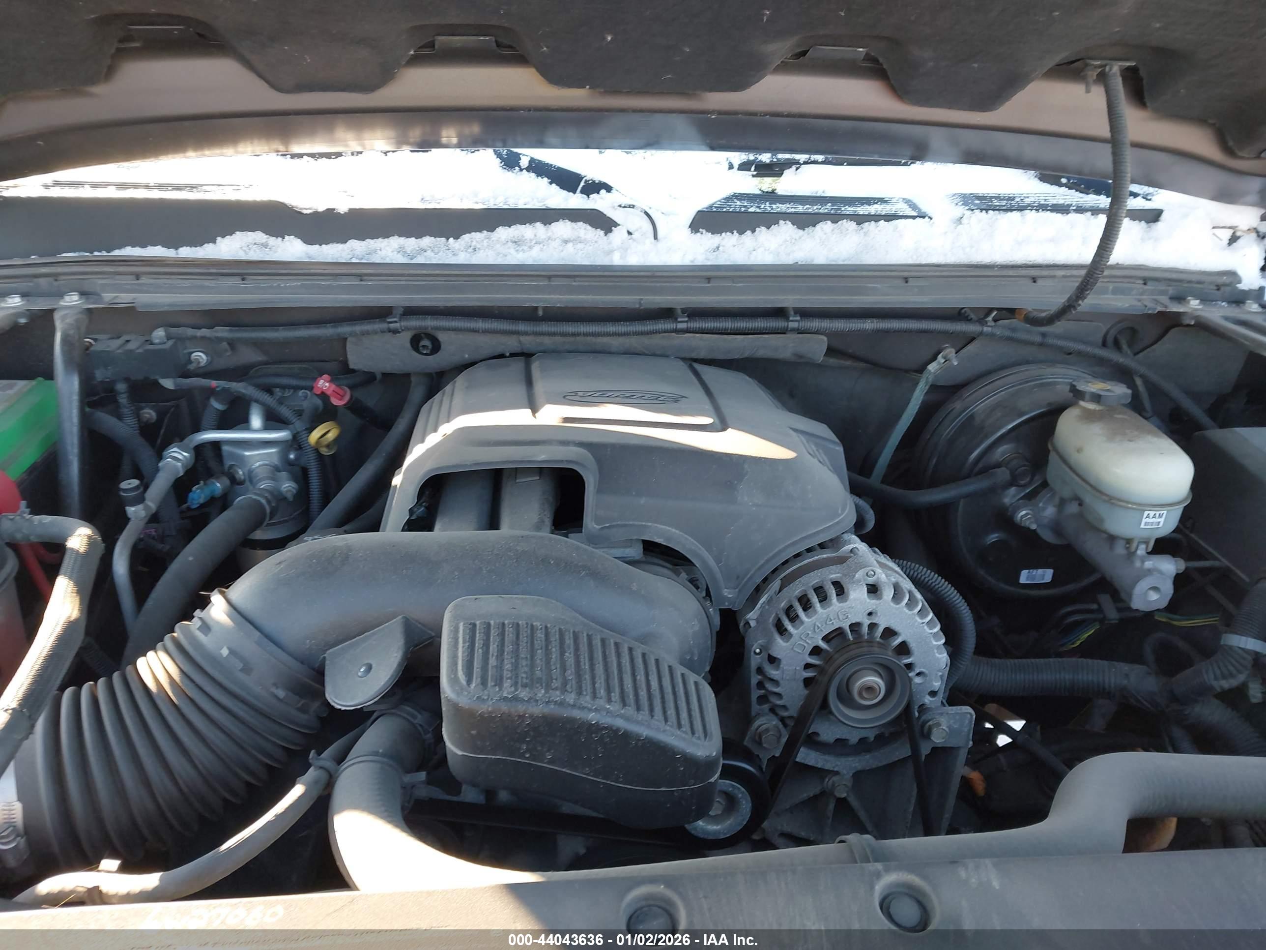 CHEVROLET SILVERADO image 10