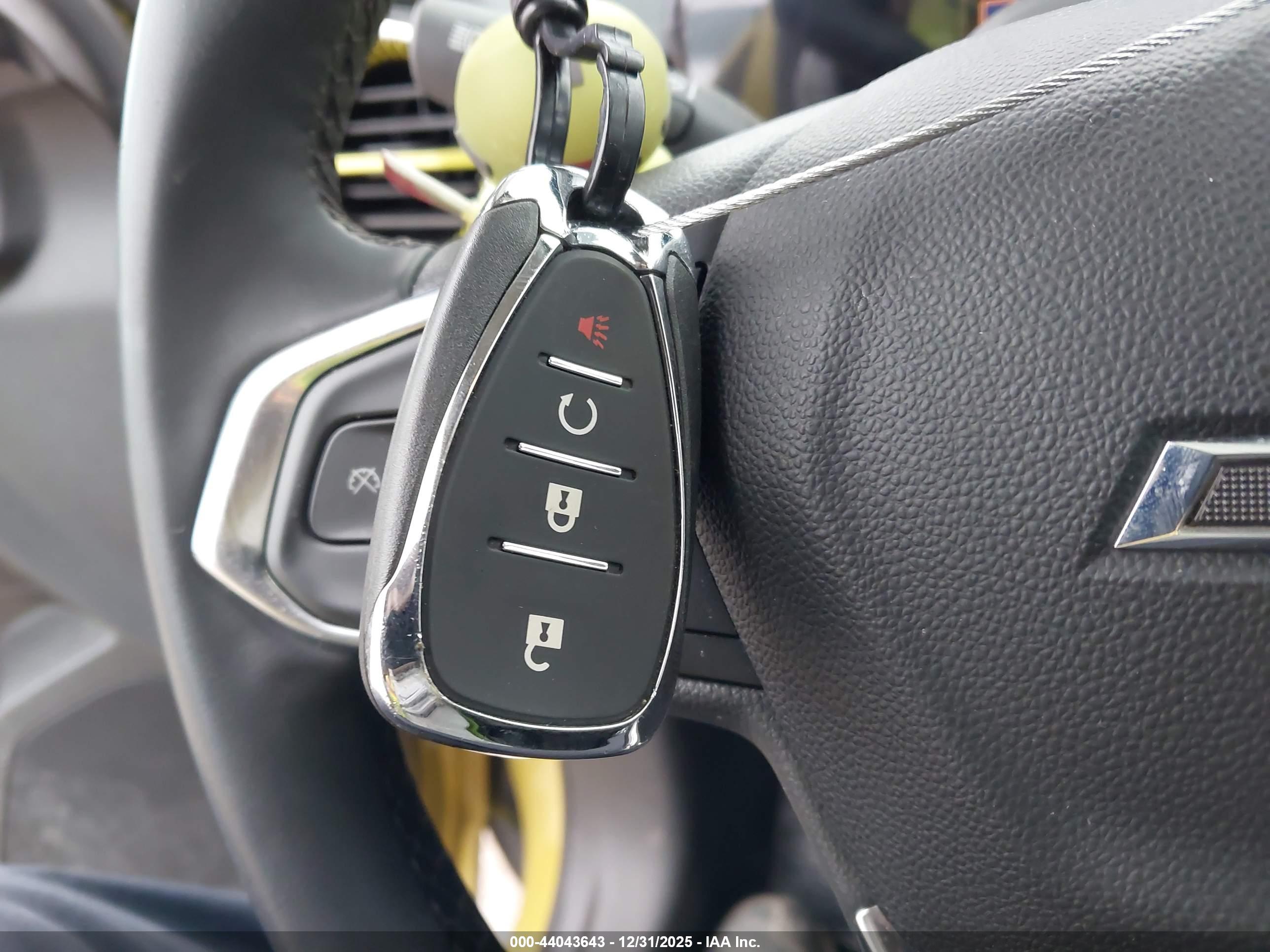 CHEVROLET TRAX image 11