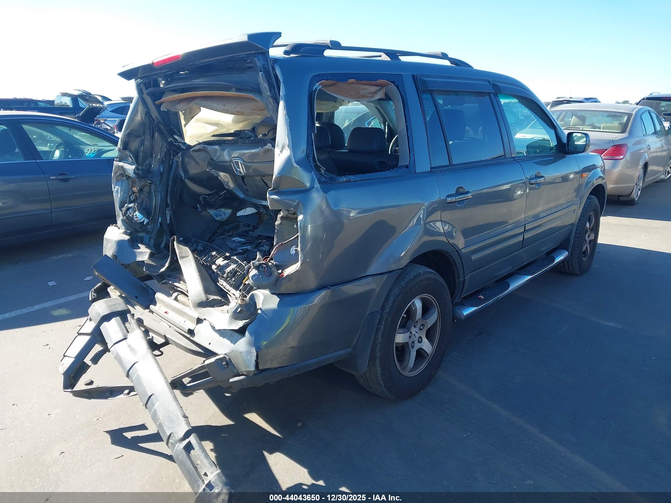 HONDA PILOT image 4