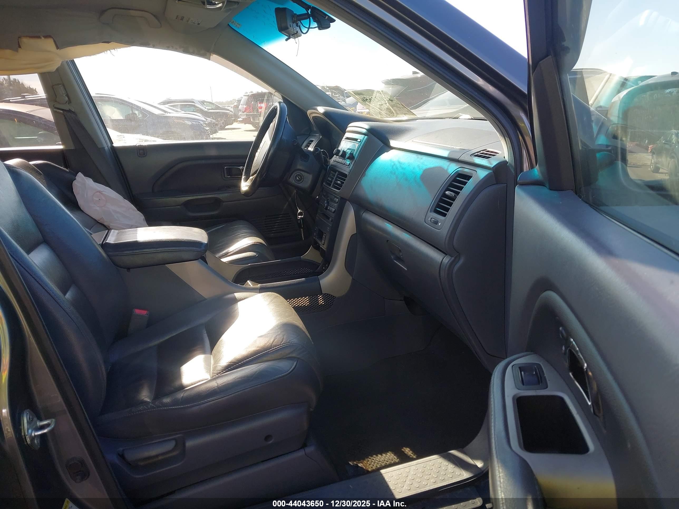 HONDA PILOT image 5