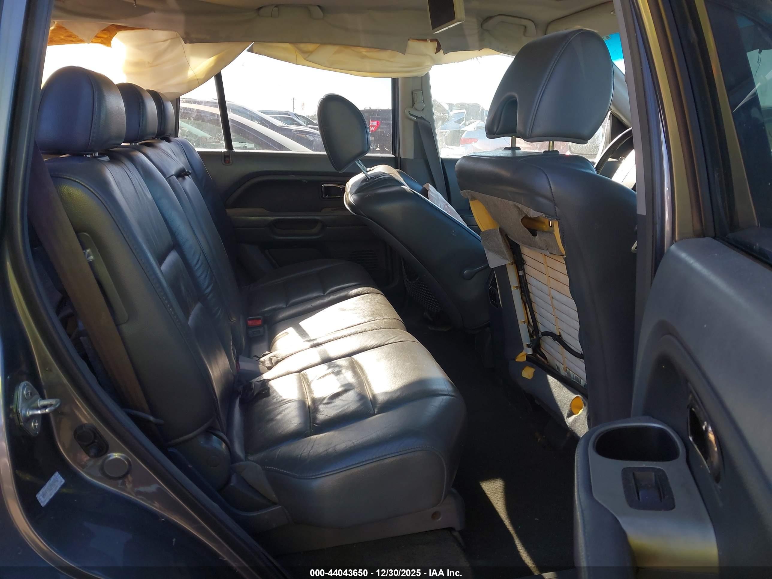 HONDA PILOT image 8