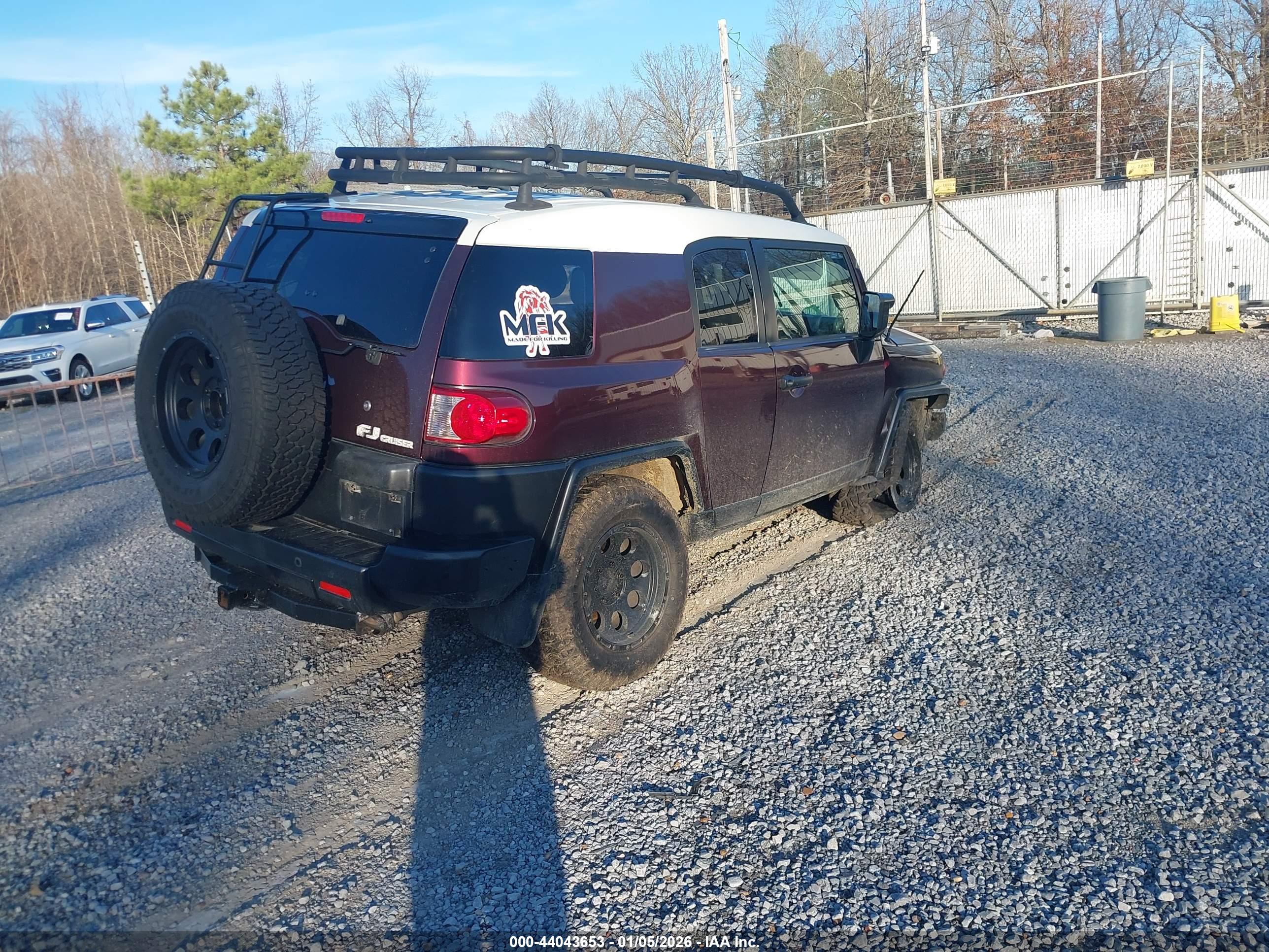 TOYOTA FJ image 4
