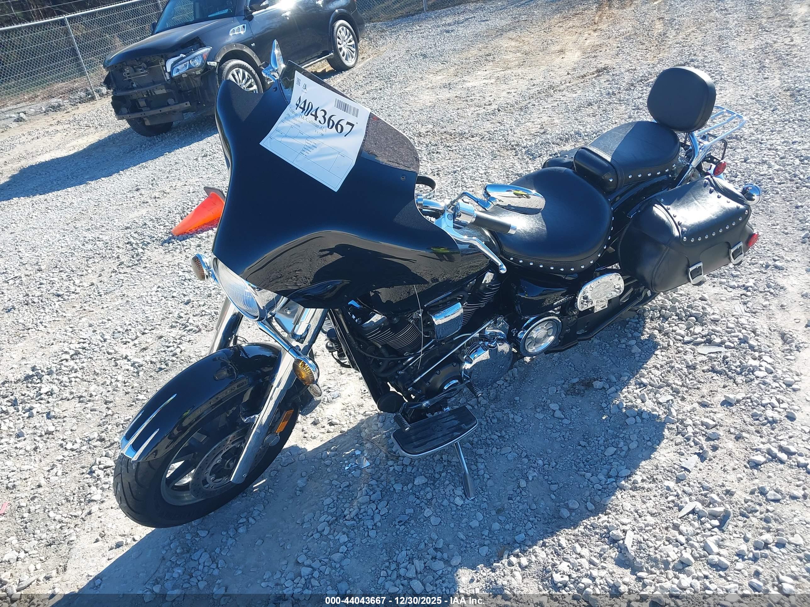 YAMAHA XV1700 image 2