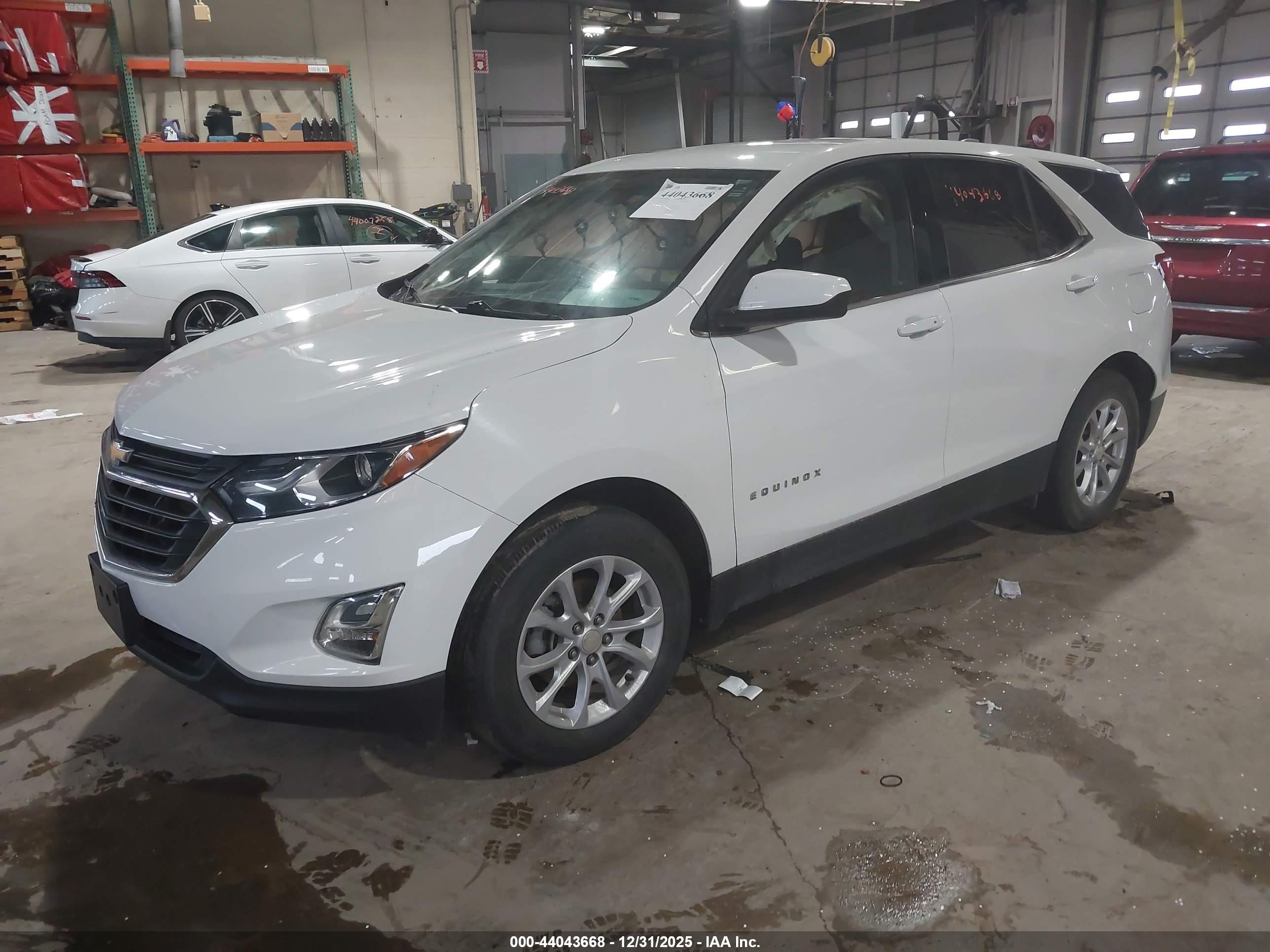 CHEVROLET EQUINOX image 2