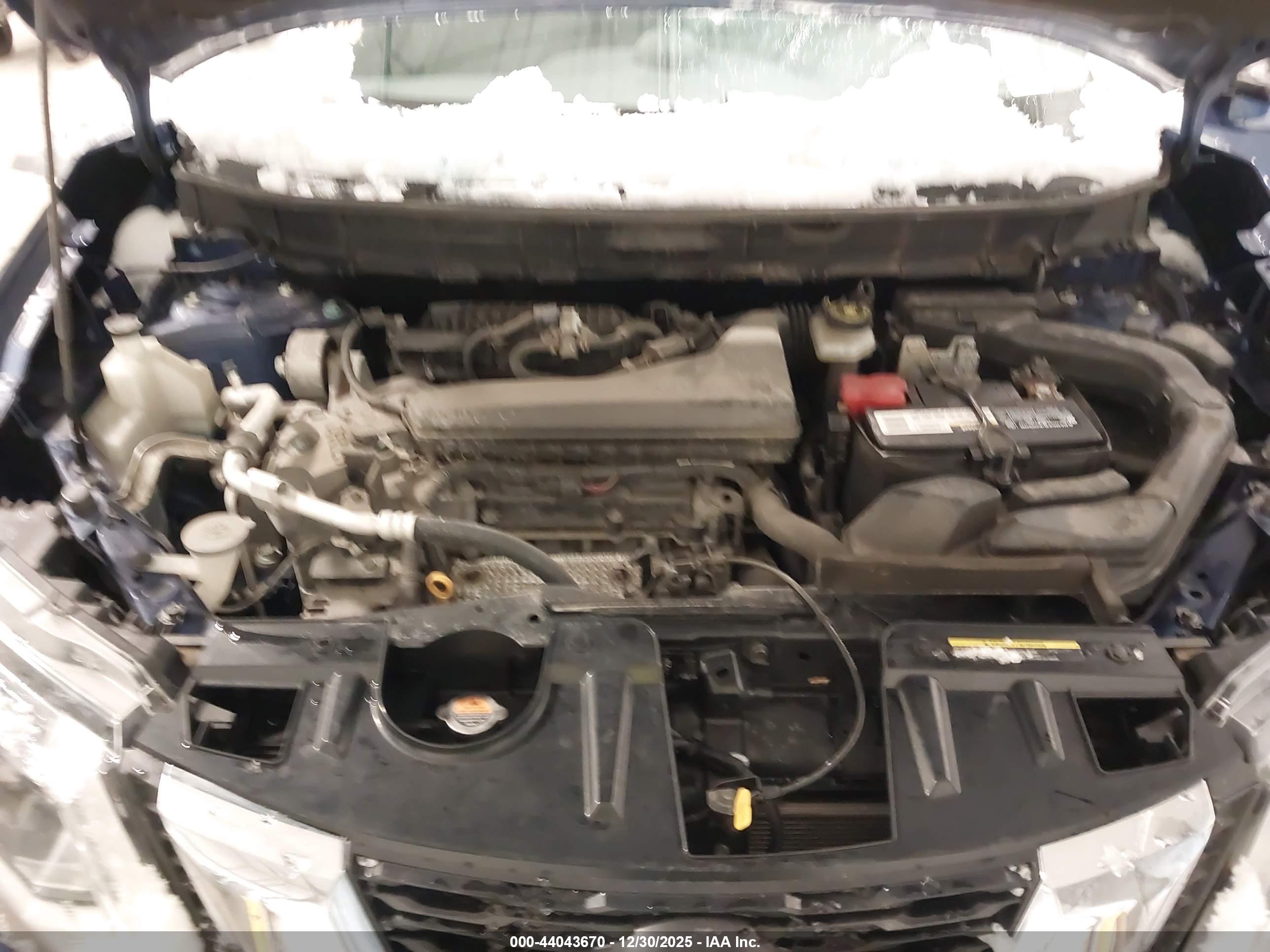 NISSAN ROGUE image 10