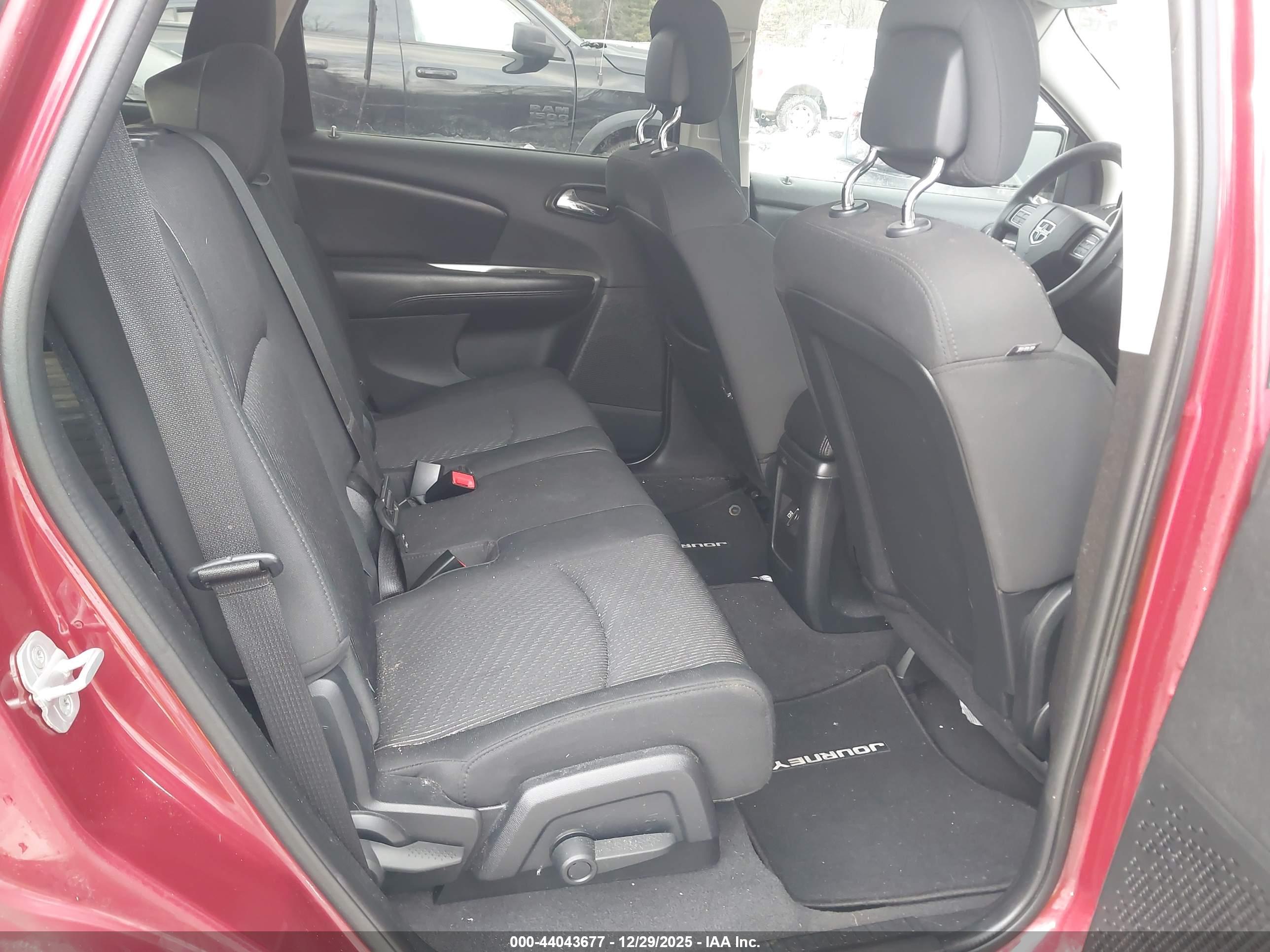 DODGE JOURNEY image 8