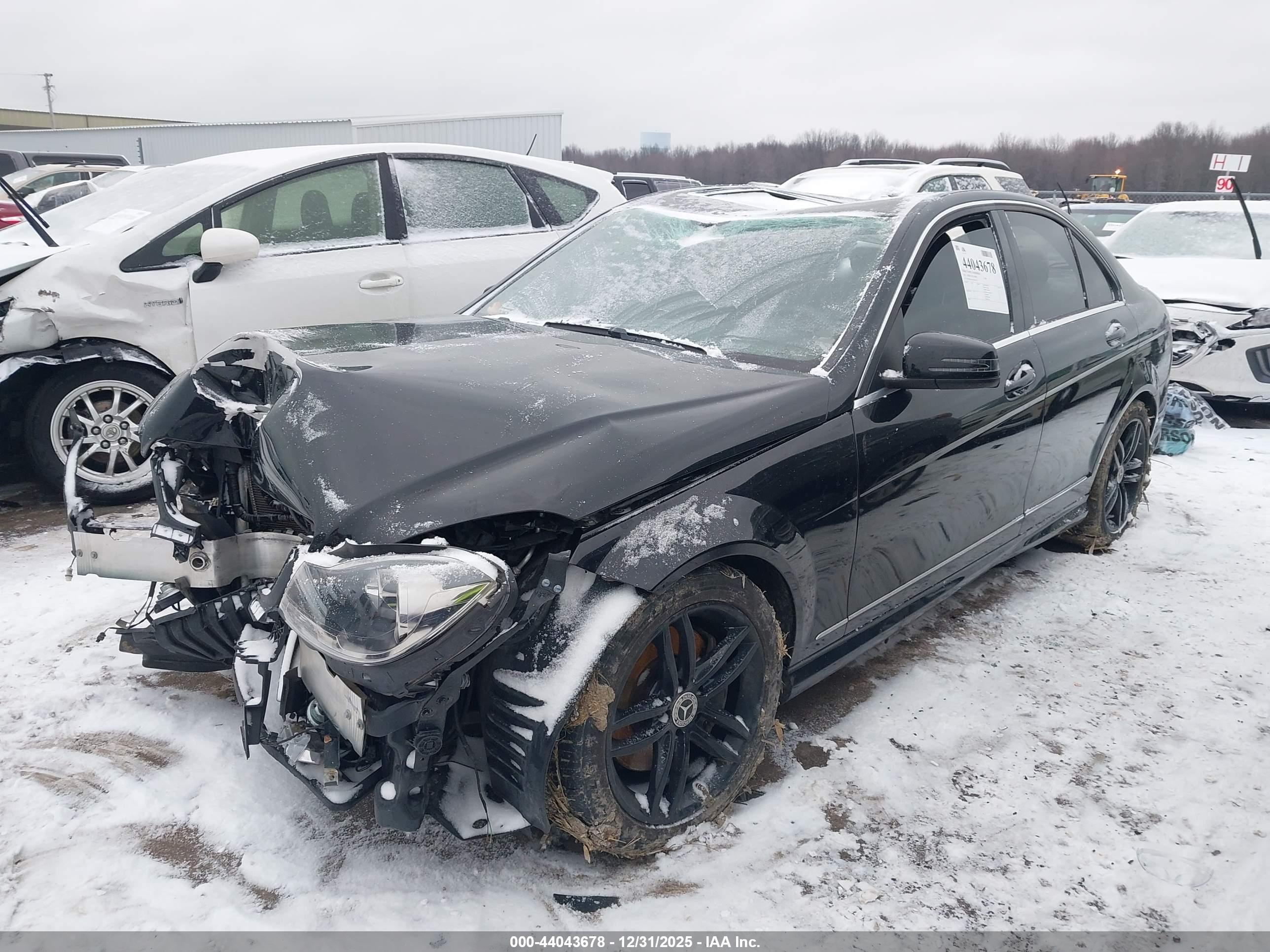 MERCEDES-BENZ C image 2