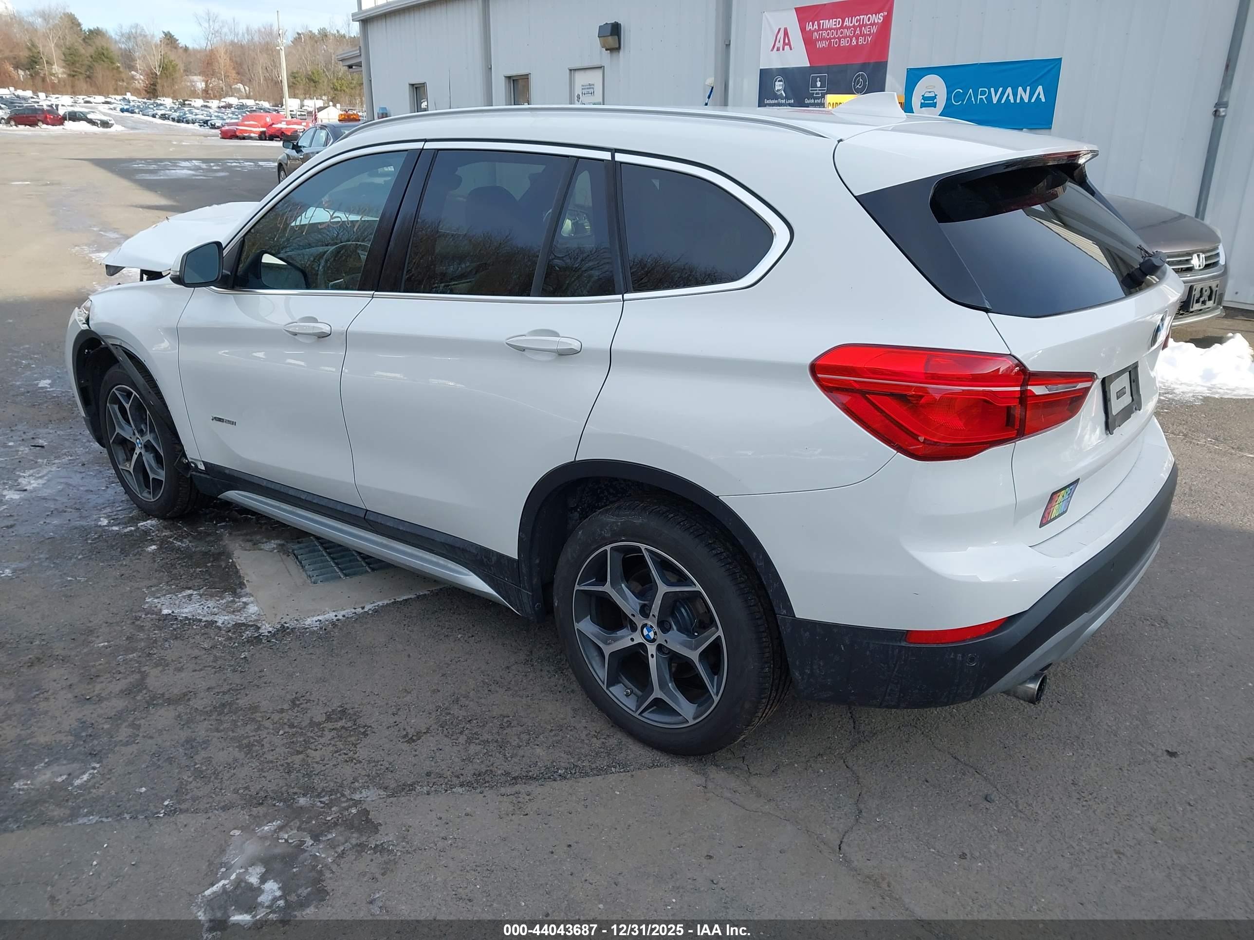 BMW X1 image 3