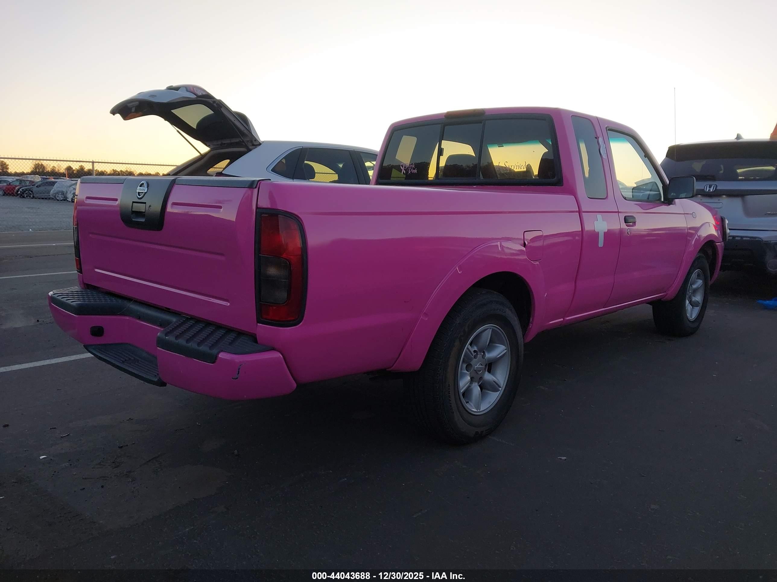 NISSAN FRONTIER image 4