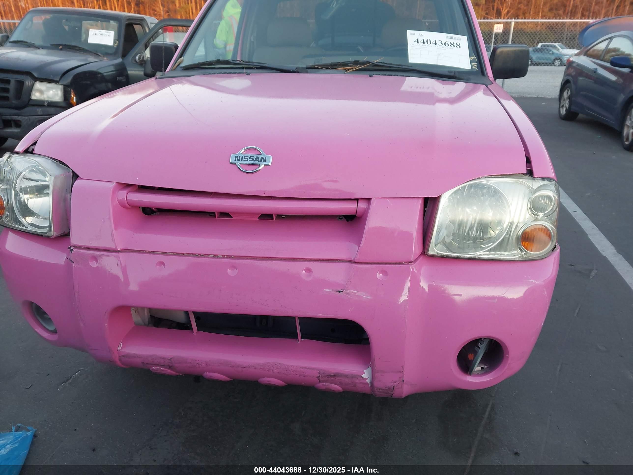 NISSAN FRONTIER image 6