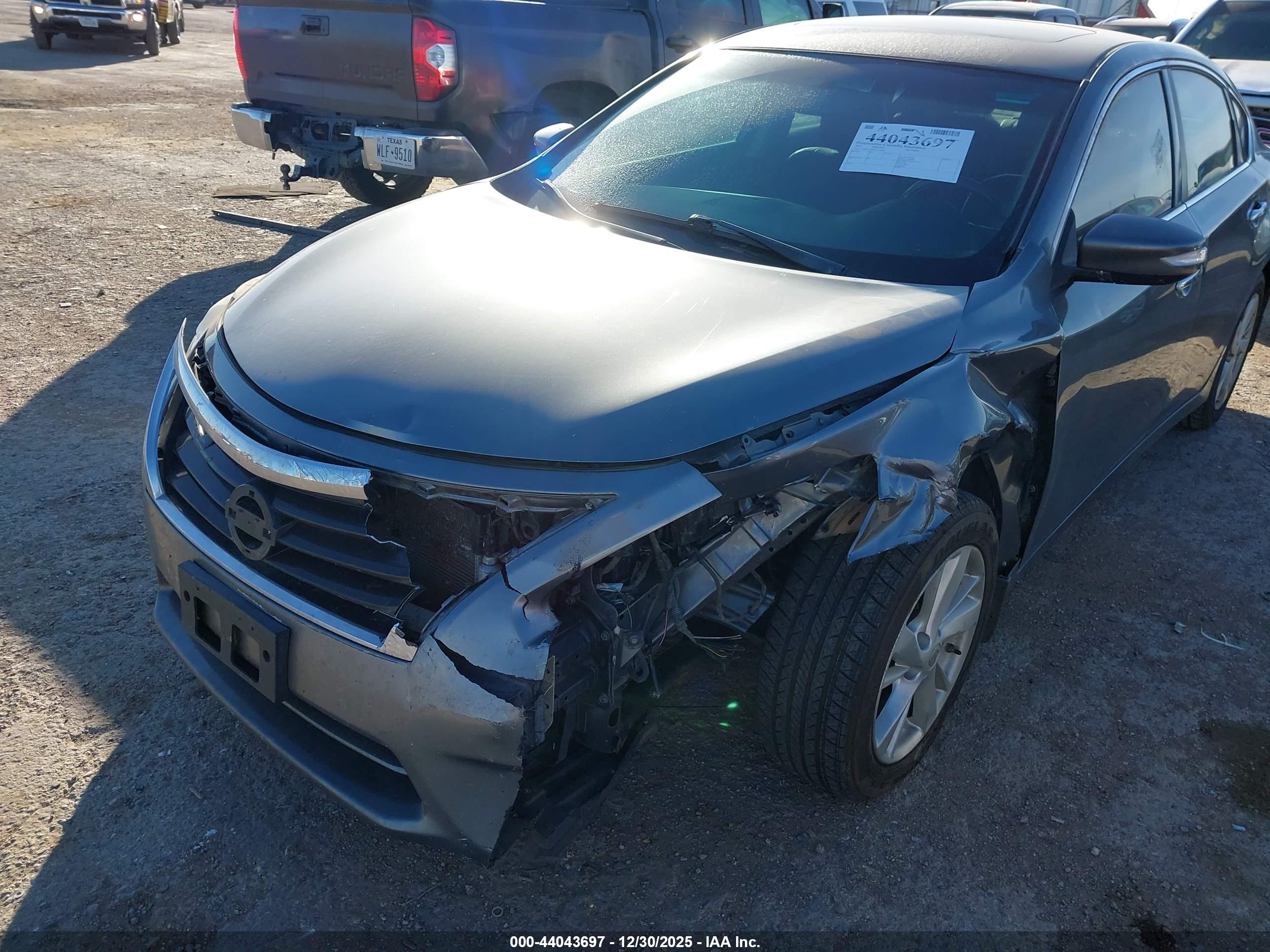 NISSAN ALTIMA image 6