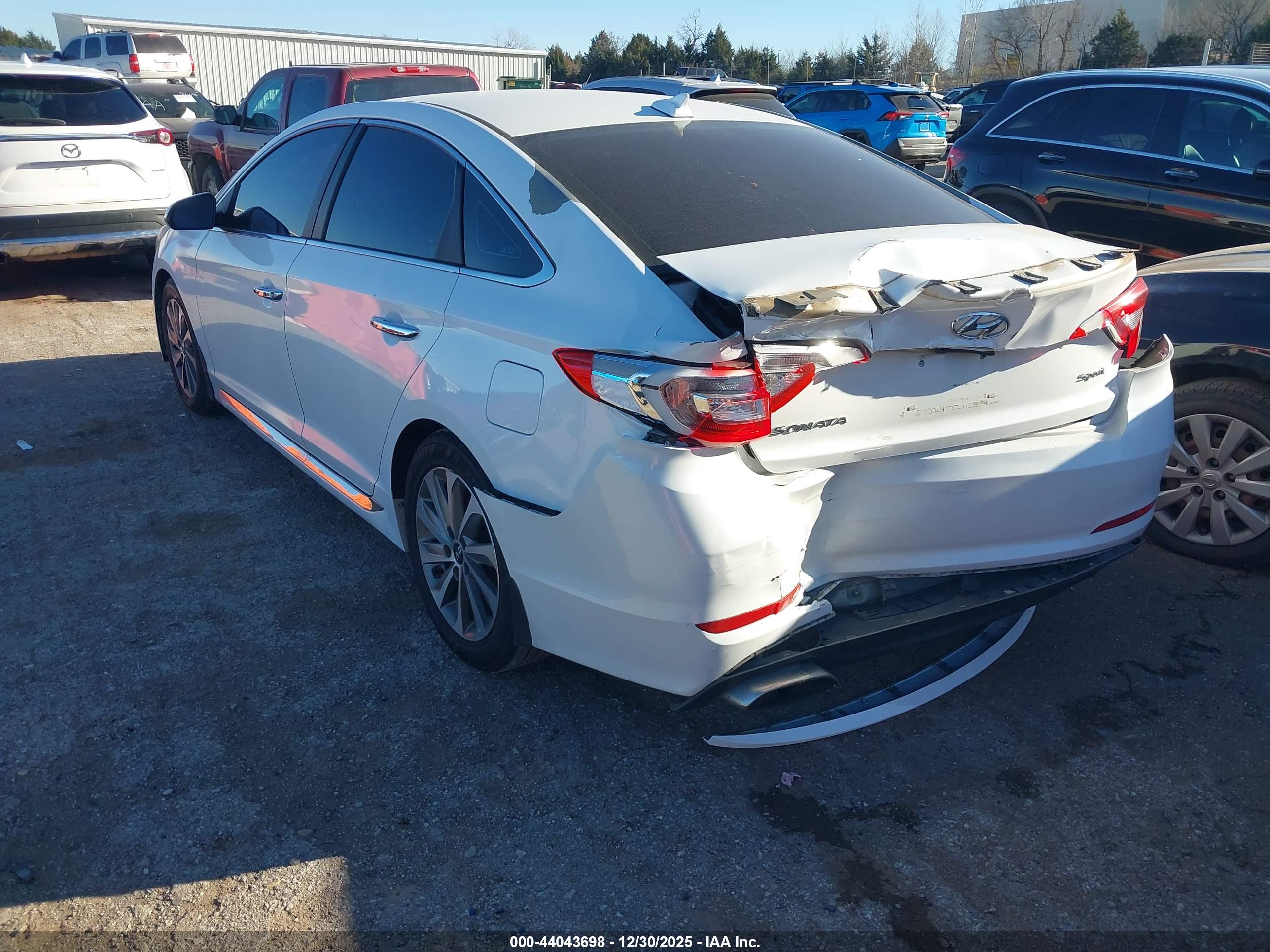 HYUNDAI SONATA image 3