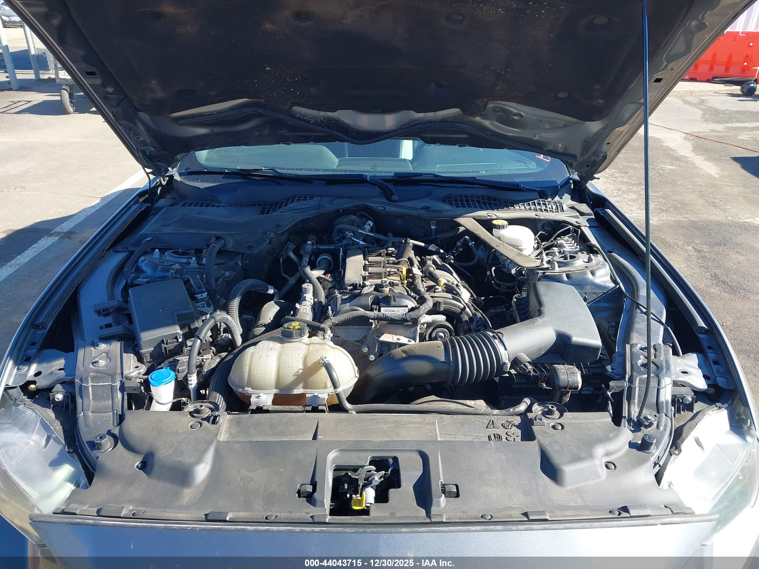 FORD MUSTANG image 10