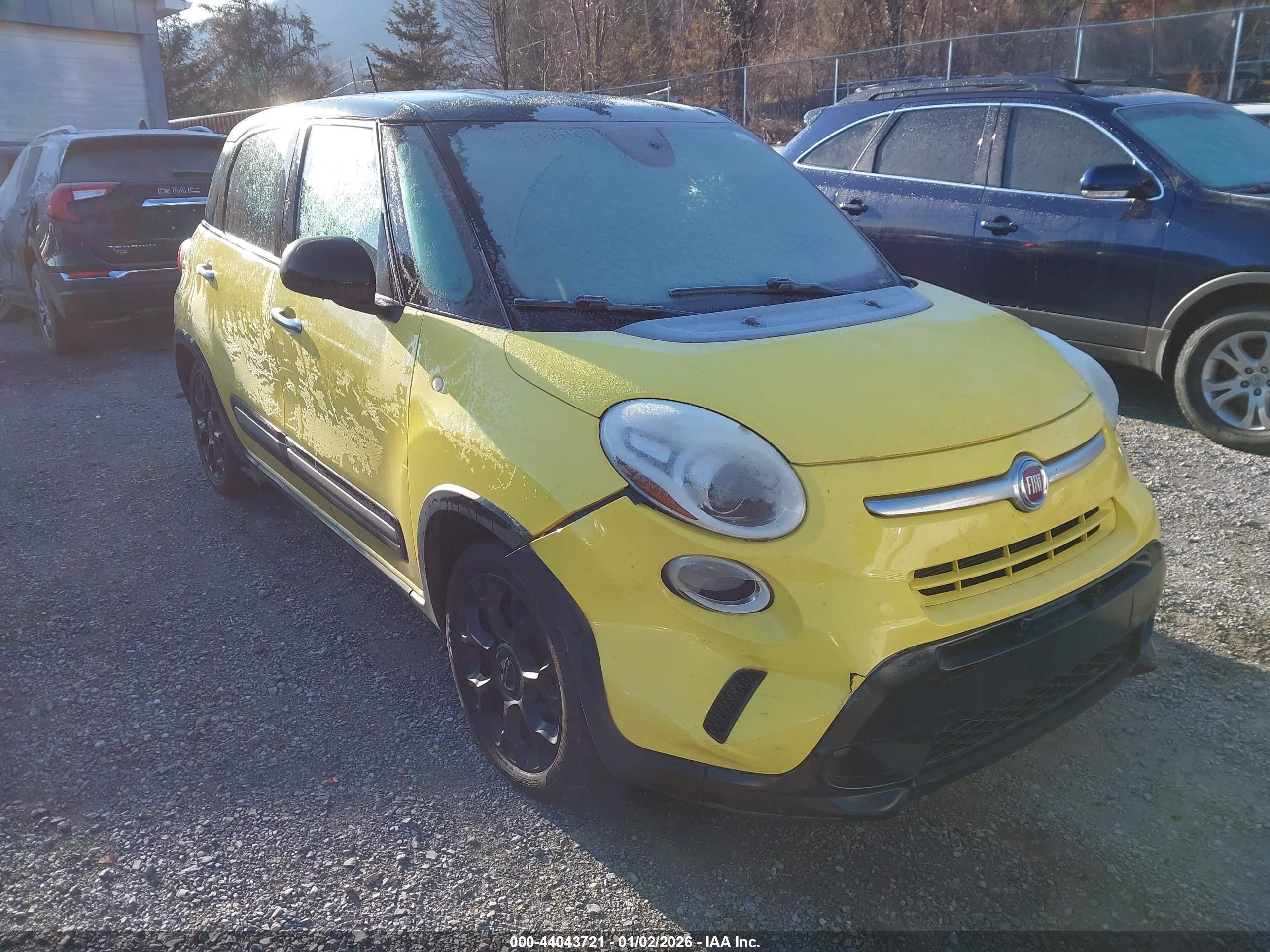 FIAT 500L image 6