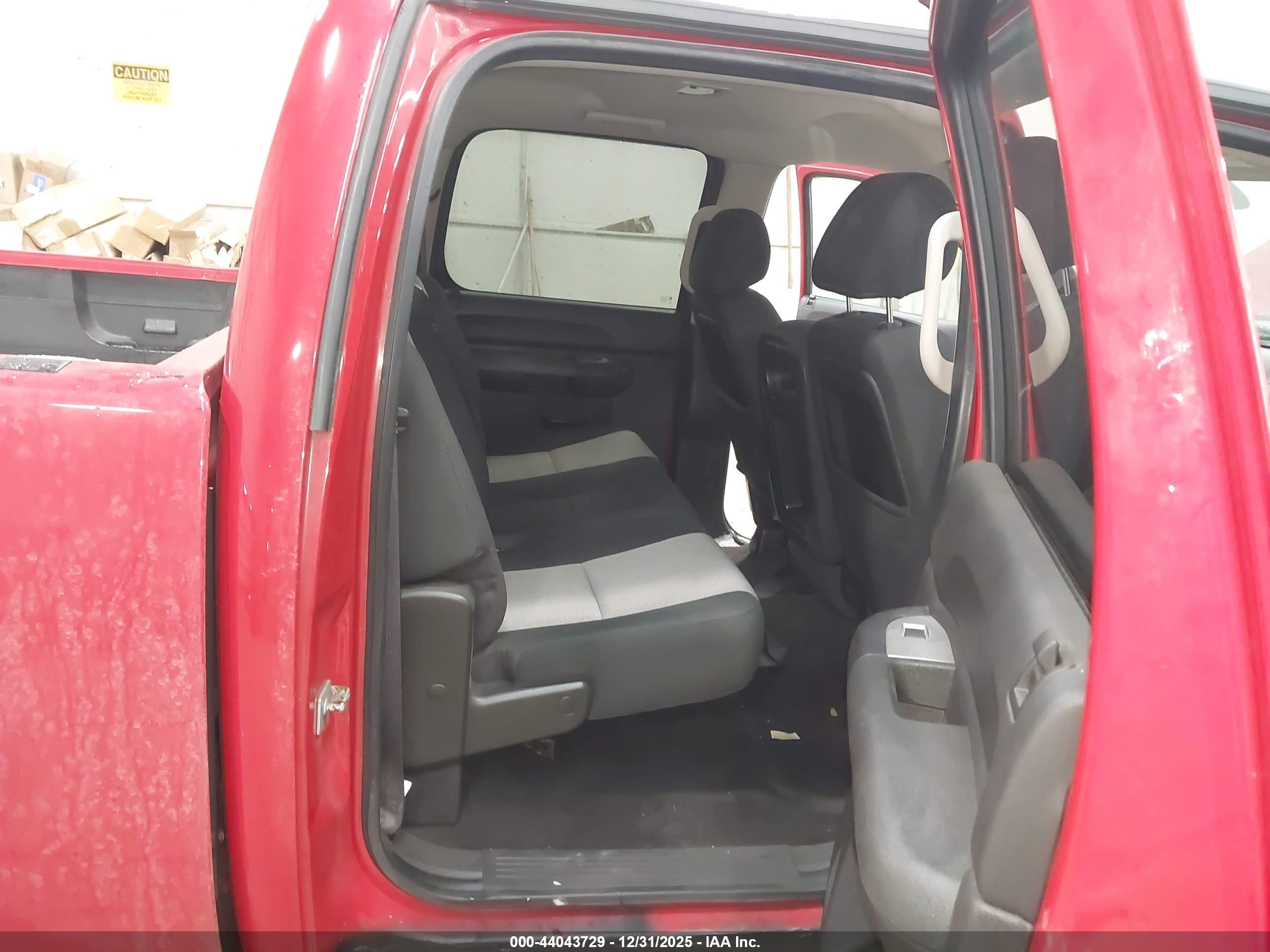 GMC SIERRA image 8