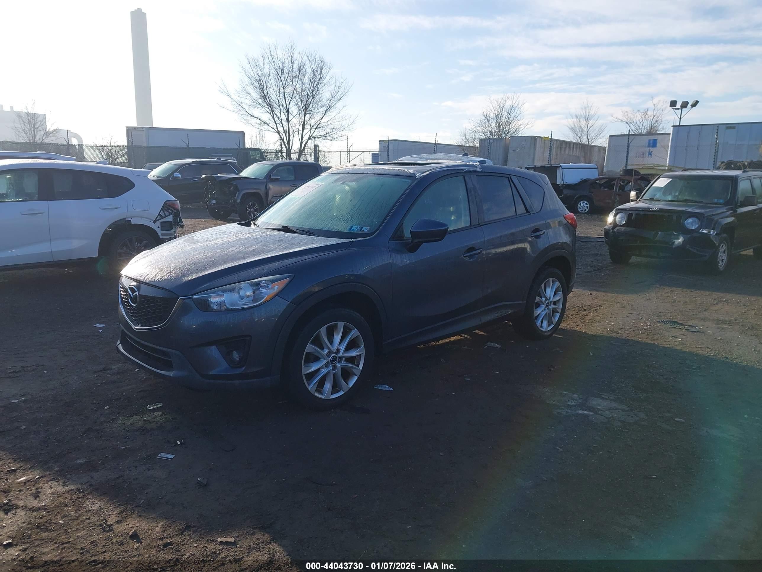 MAZDA CX-5 image 2