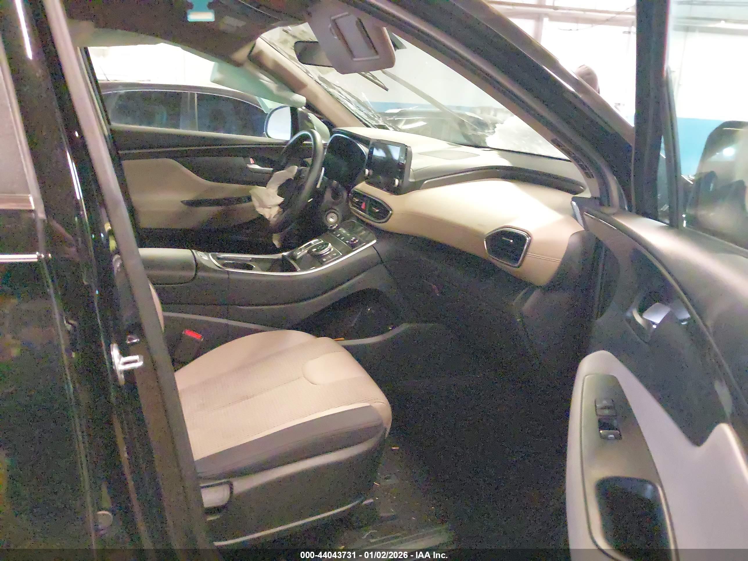 HYUNDAI SANTA image 5