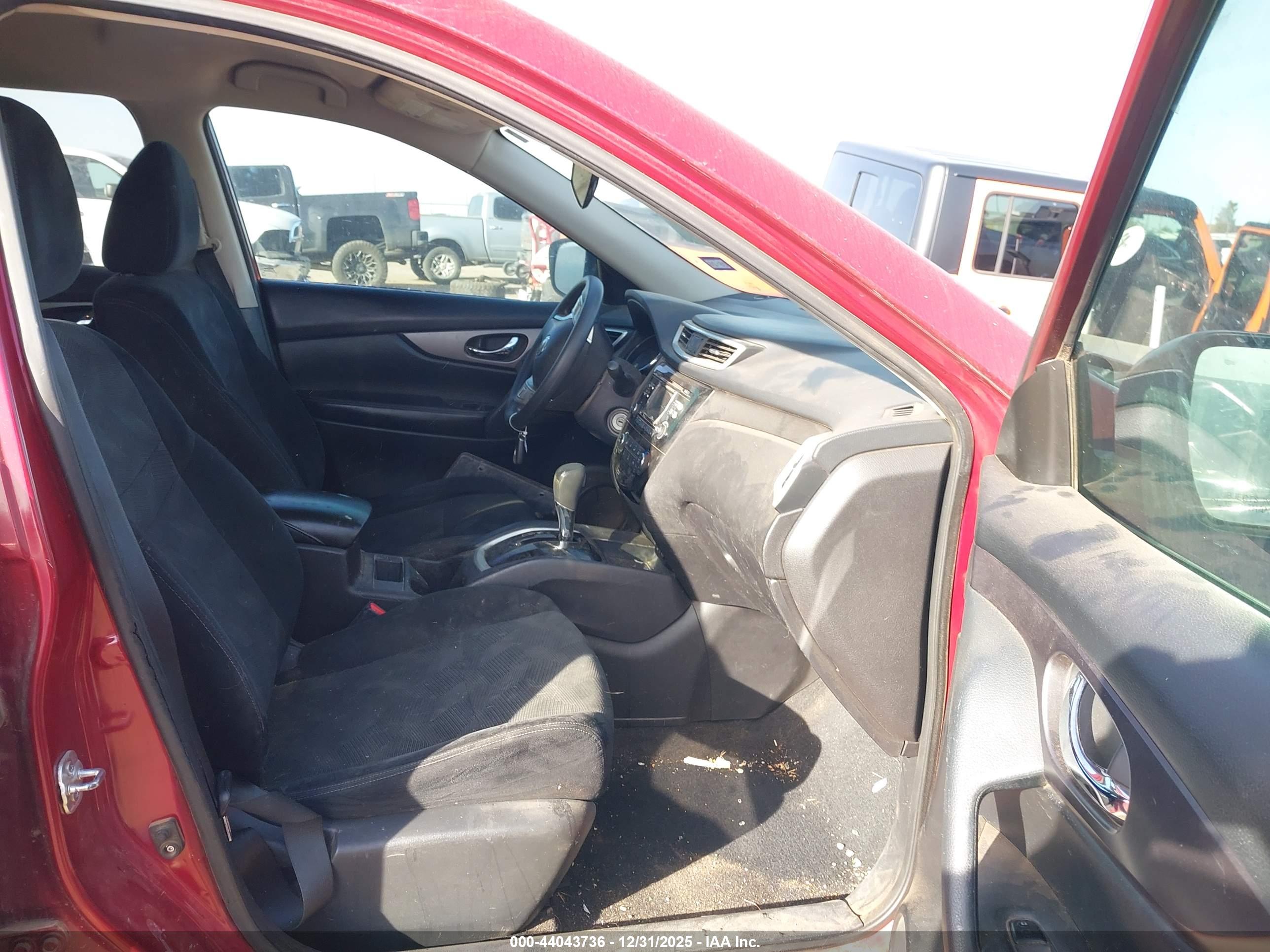 NISSAN ROGUE image 5