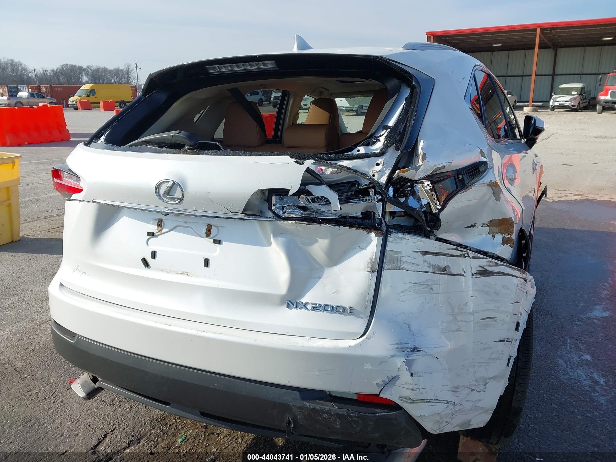 LEXUS NX image 6
