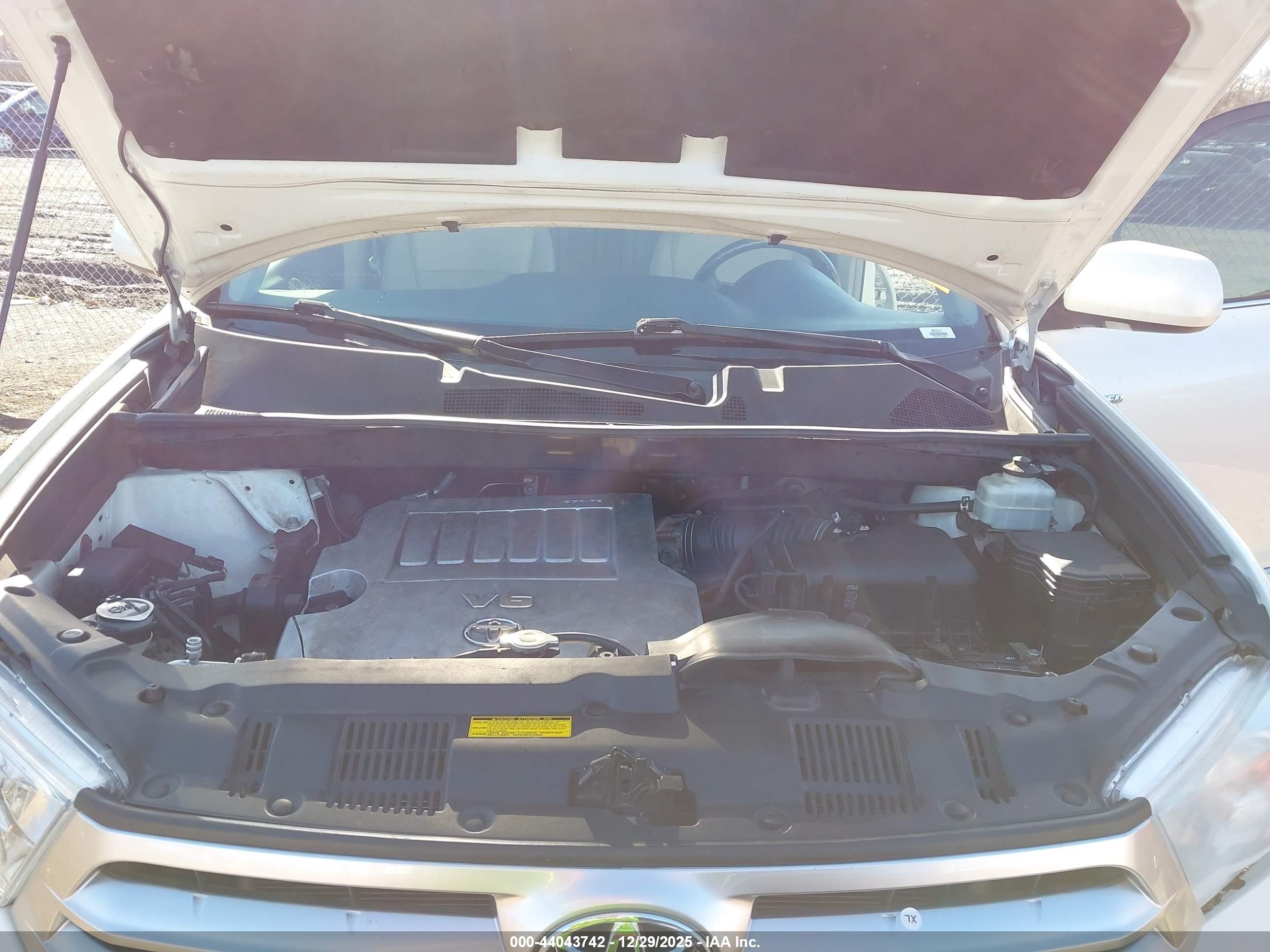 TOYOTA HIGHLANDER image 10