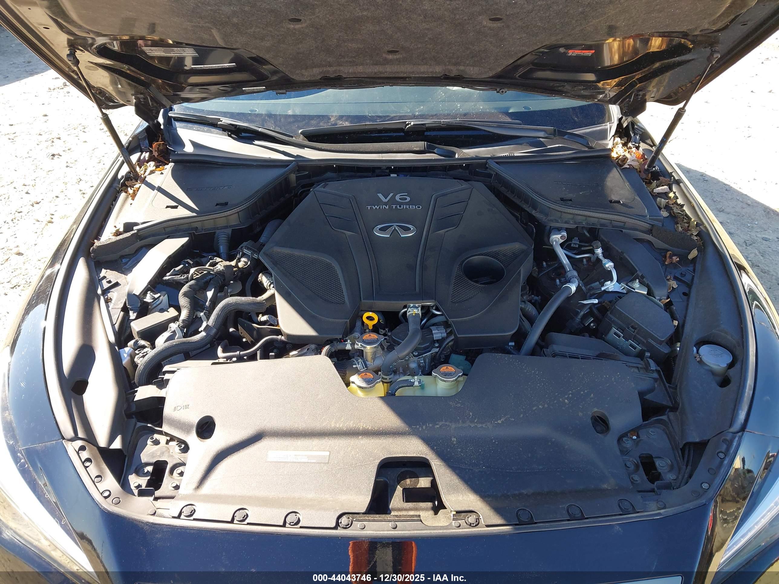 INFINITI Q50 image 10
