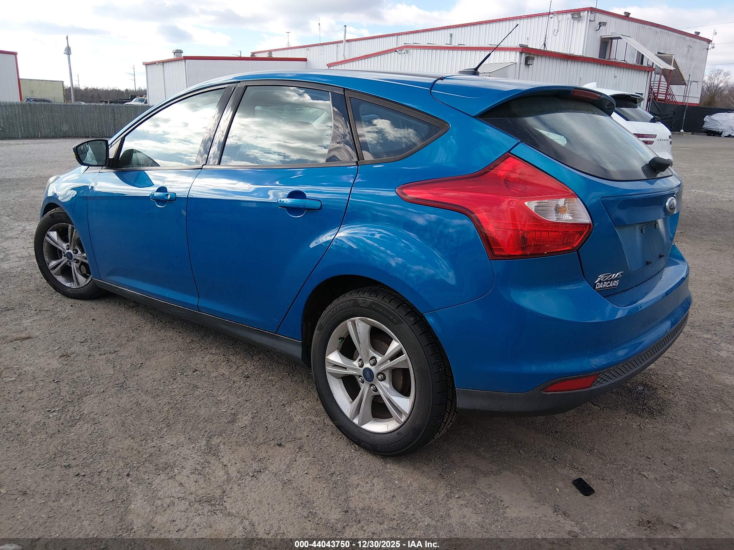 FORD FOCUS image 3