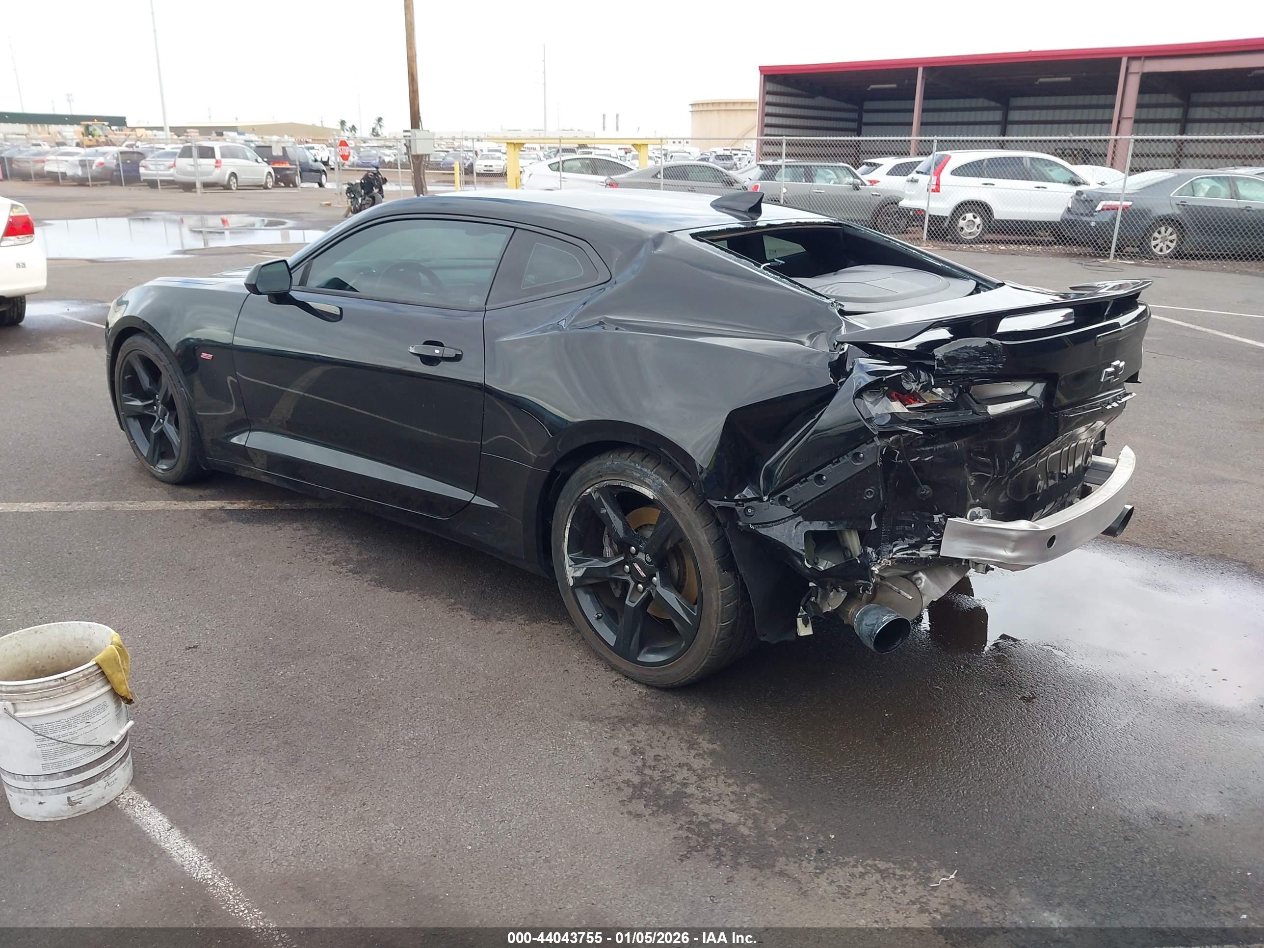 CHEVROLET CAMARO image 3