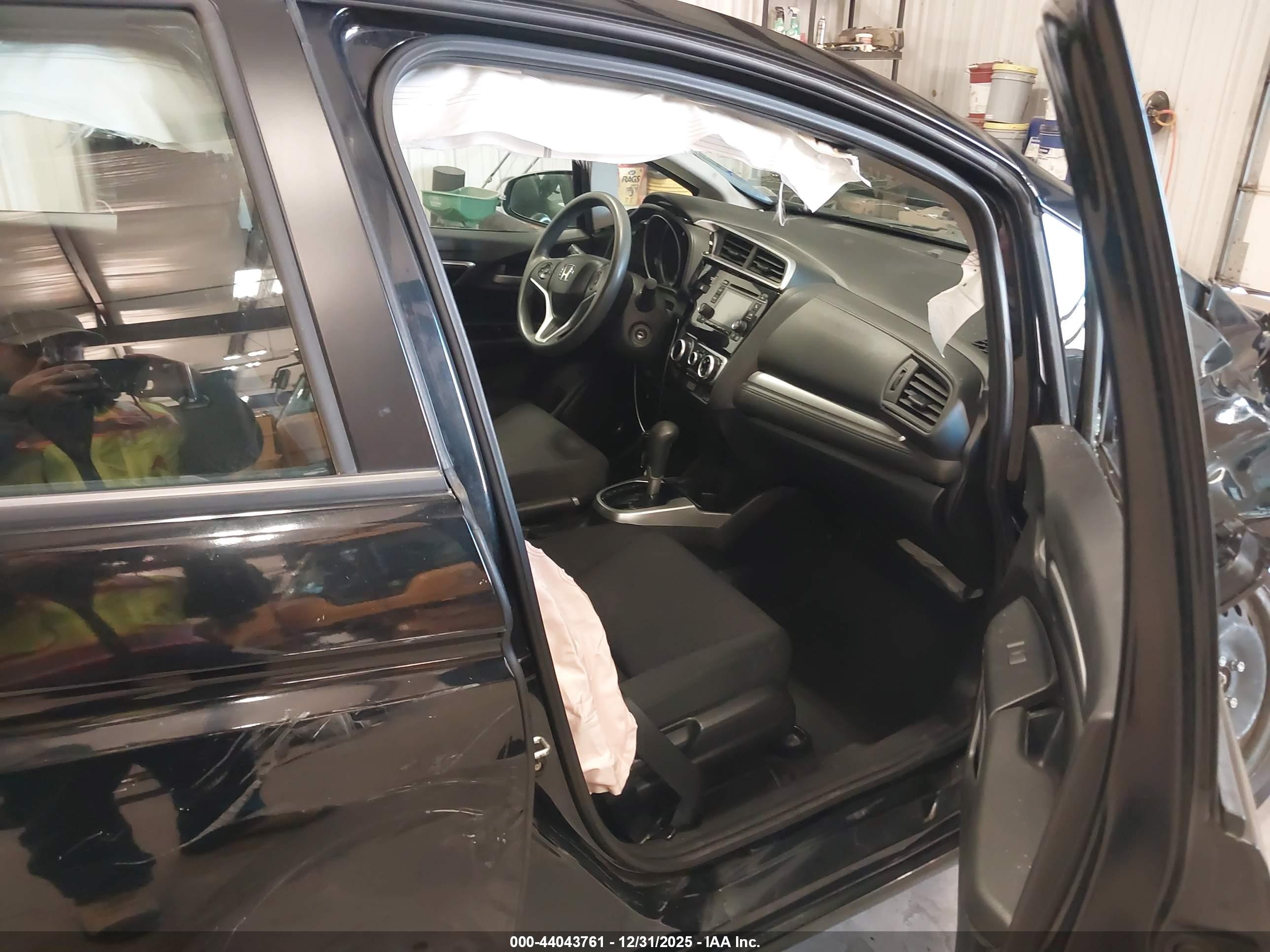 HONDA FIT image 5