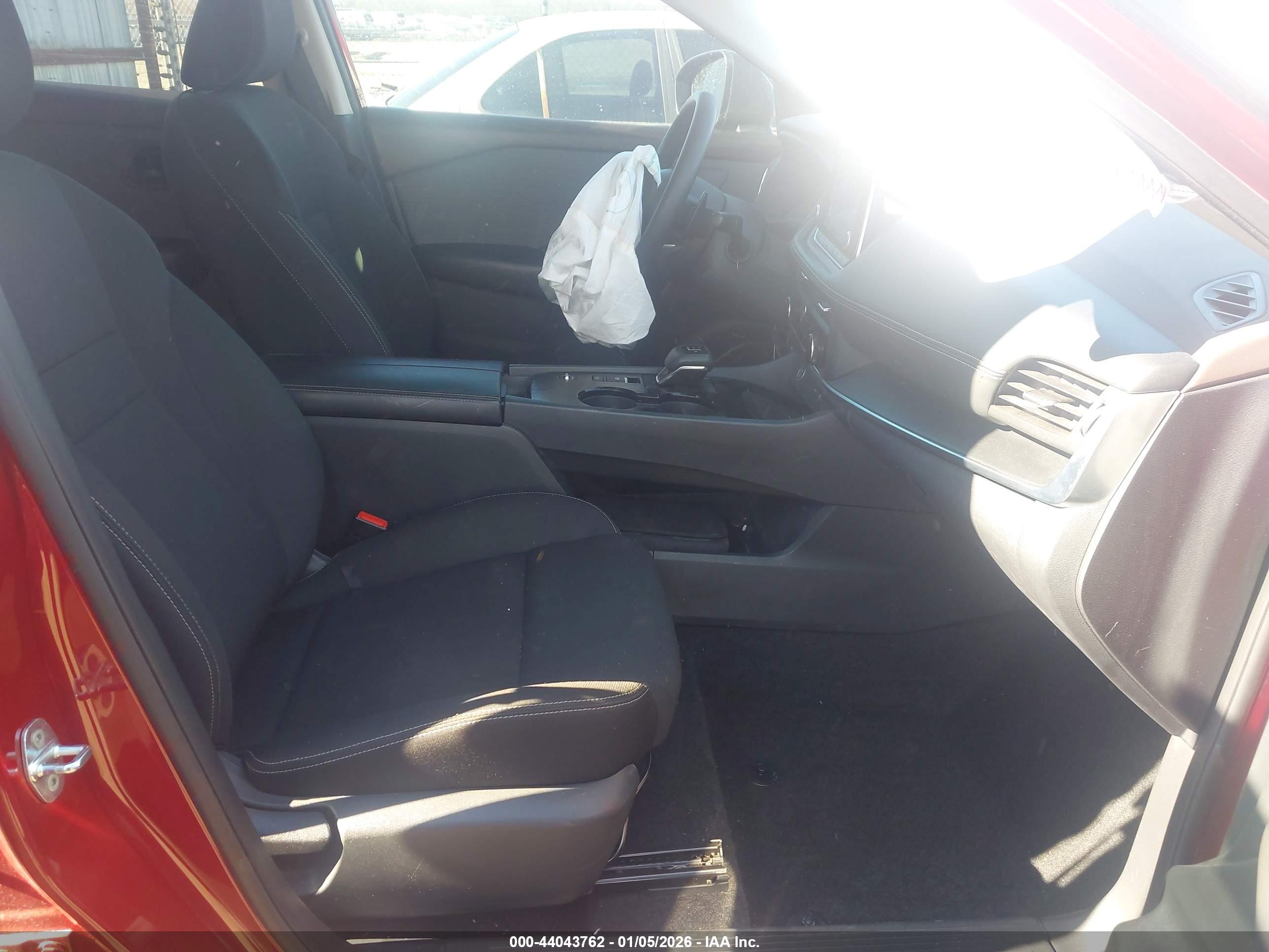 NISSAN ROGUE image 5