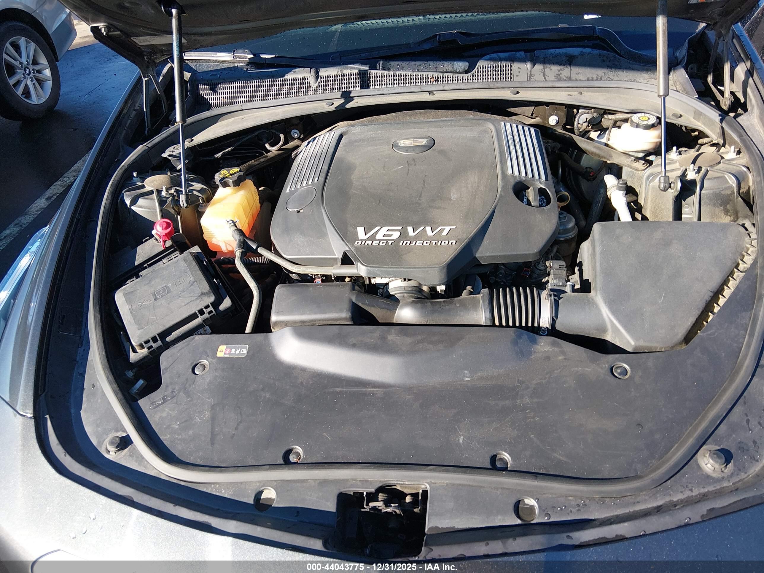 CADILLAC CTS image 10