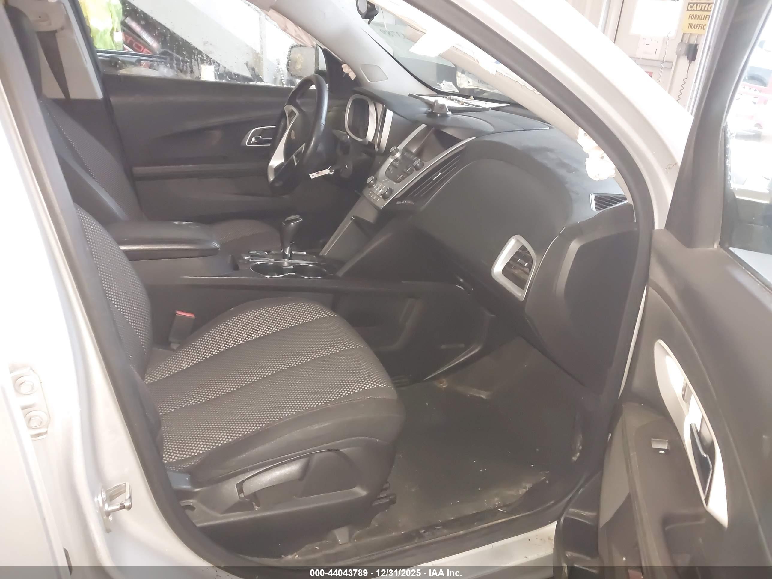 CHEVROLET EQUINOX image 5